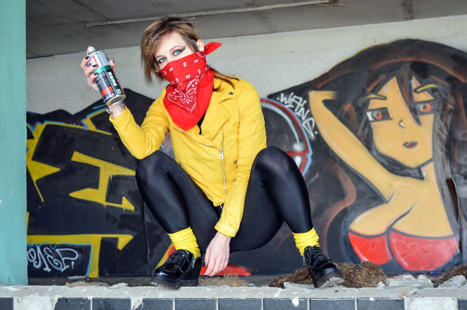 Nikon D3200 sample photo. Vandal, graffiti, paint photography
