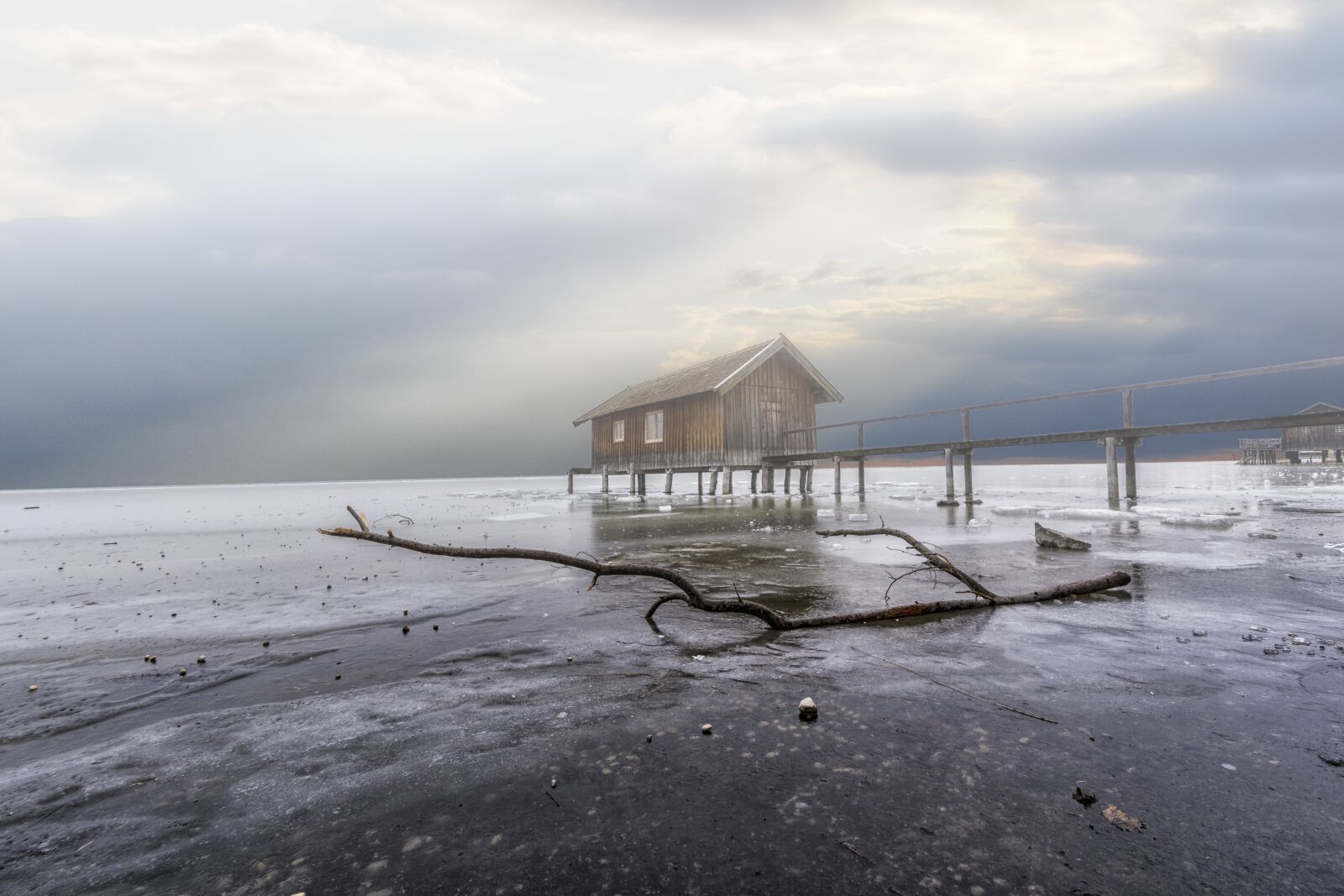Nikon D7200 sample photo. Ammersee, boat house, frozen photography