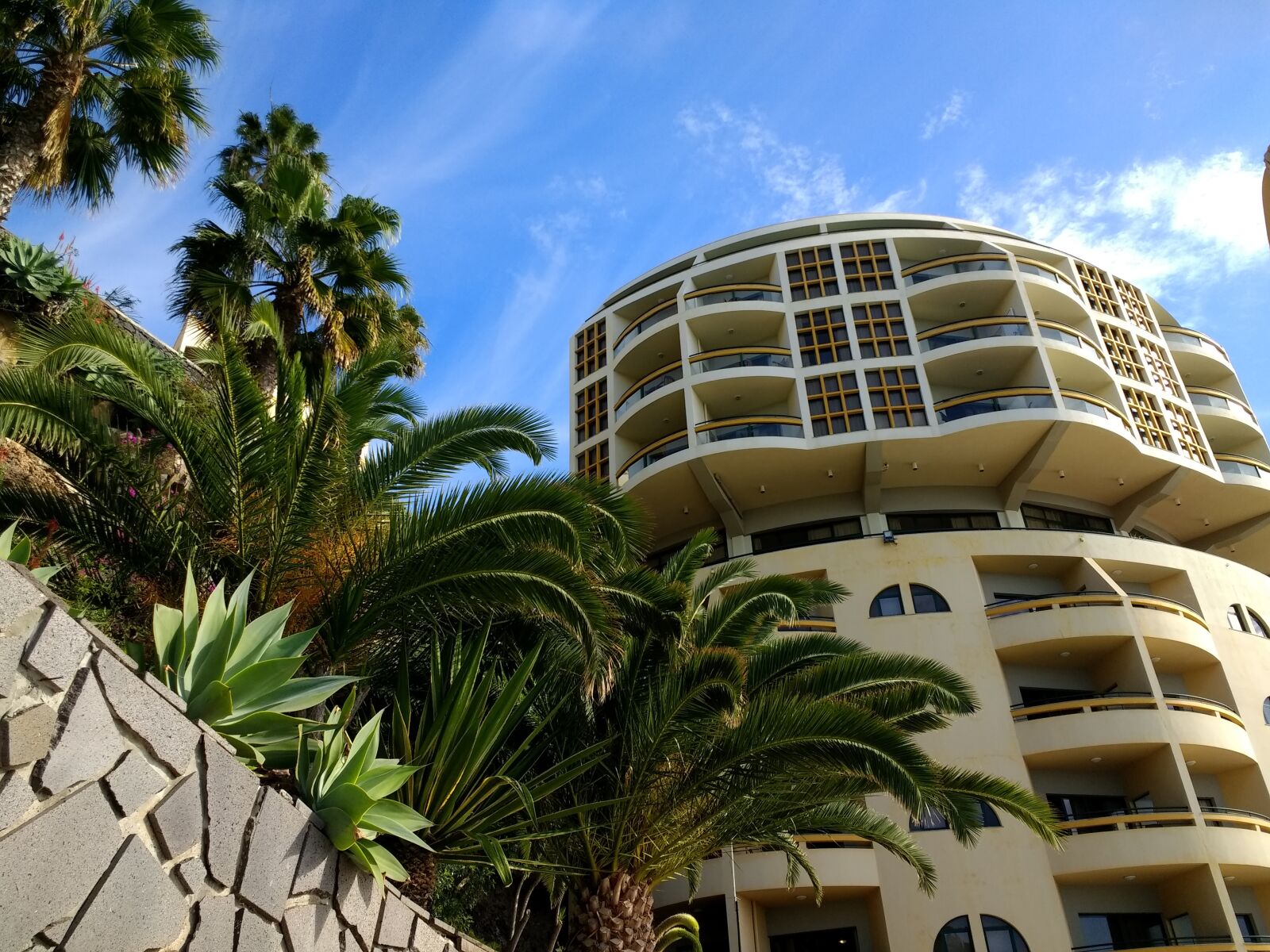 Motorola Moto G (4) sample photo. Architecture, travel, sky photography