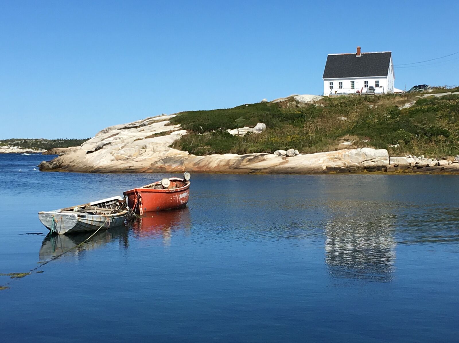 Флайинг фиш коув. Бухта Пегги. Nova Scotia корабль. Букканирская бухта Канада. Новая Шотландия.