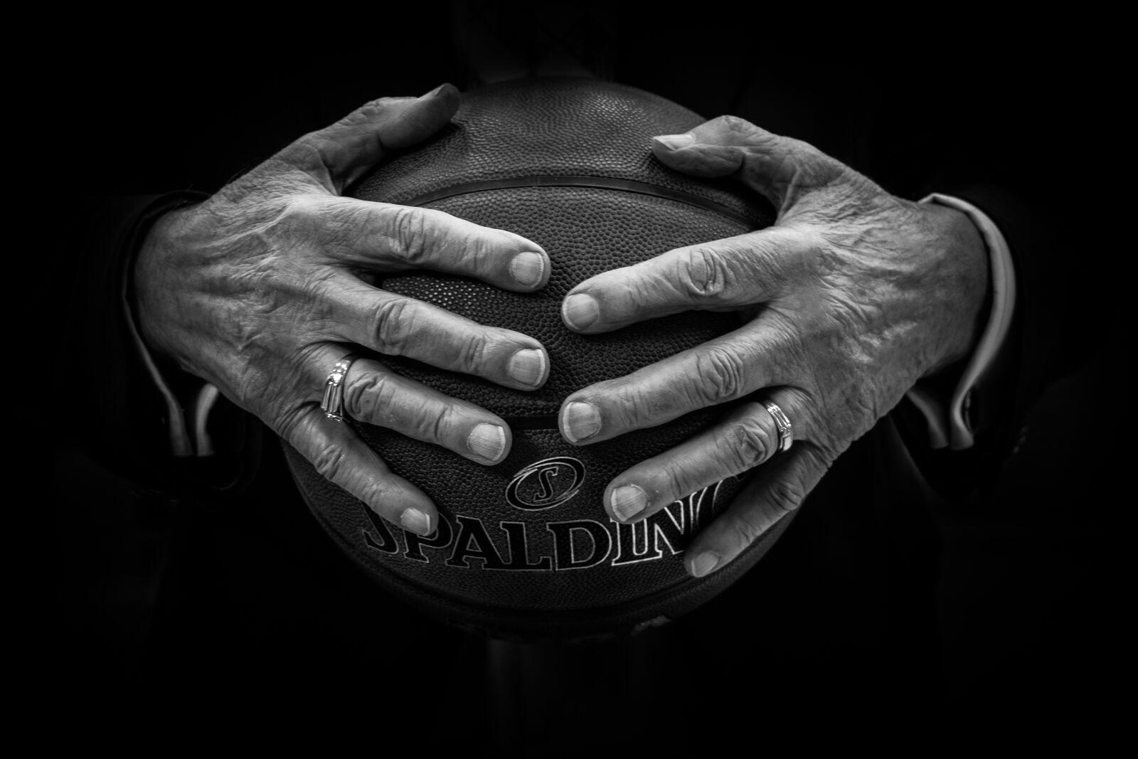 Canon EOS 760D (EOS Rebel T6s / EOS 8000D) sample photo. Ball, basketball, hands photography