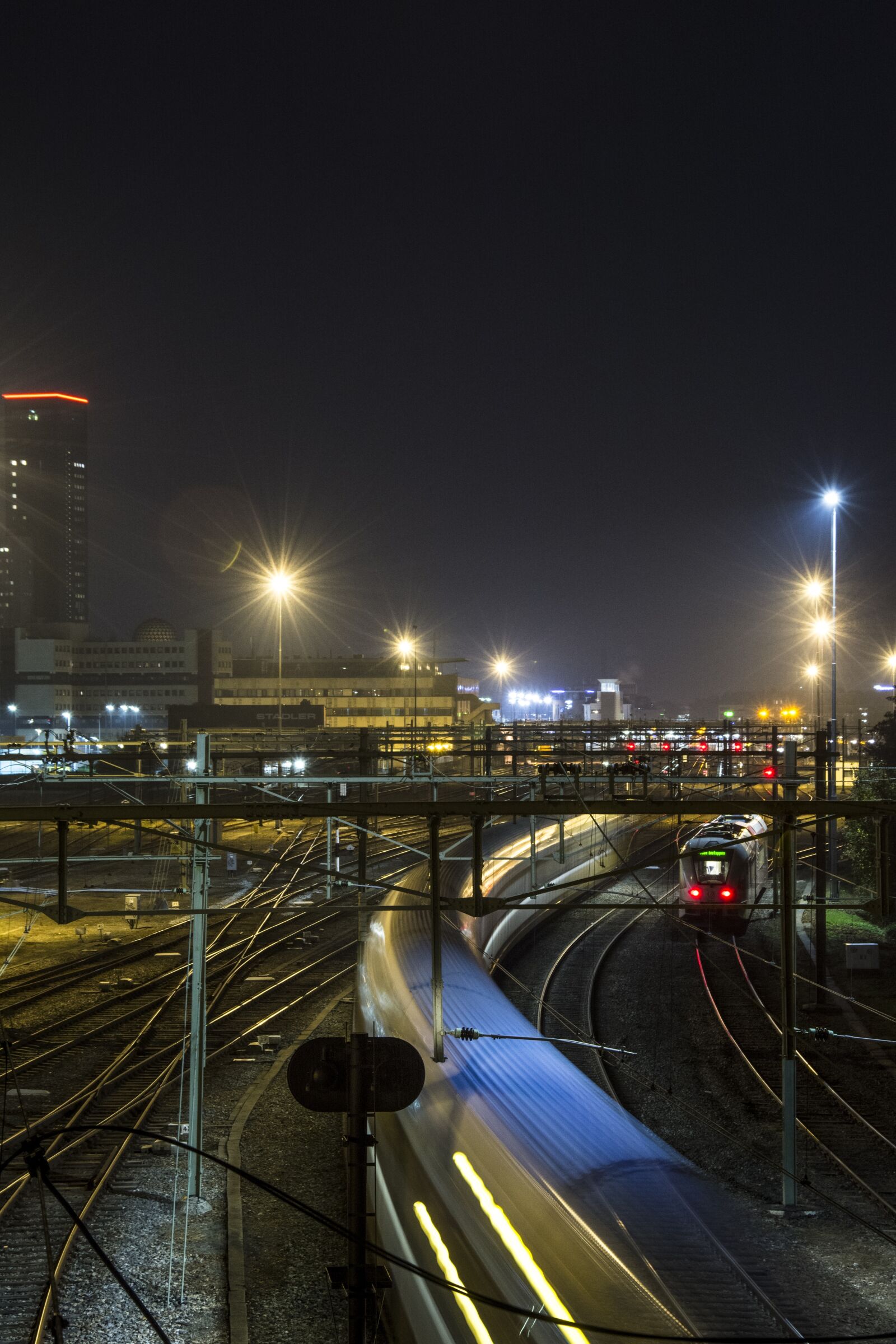 Nikon D7100 sample photo. Night, trains, railway photography
