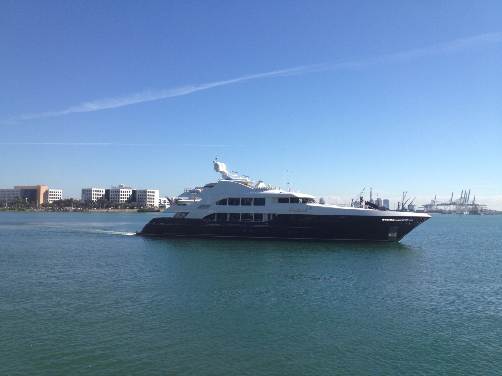 iPhone 4S back camera 4.28mm f/2.4 sample photo. Rich, yacht, luxury photography