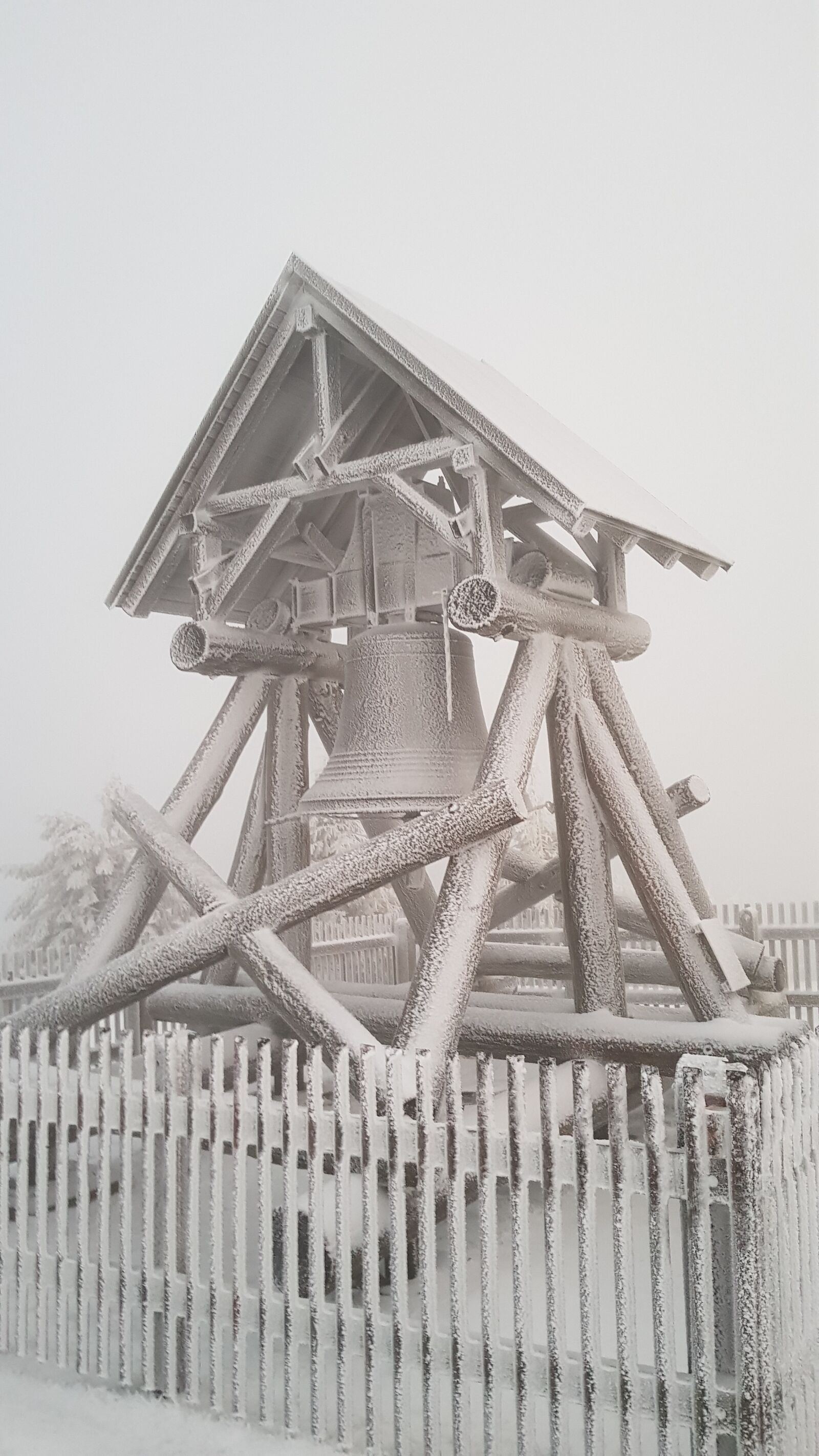Samsung Galaxy S8 sample photo. Peace bell, winter, fichtelberg photography