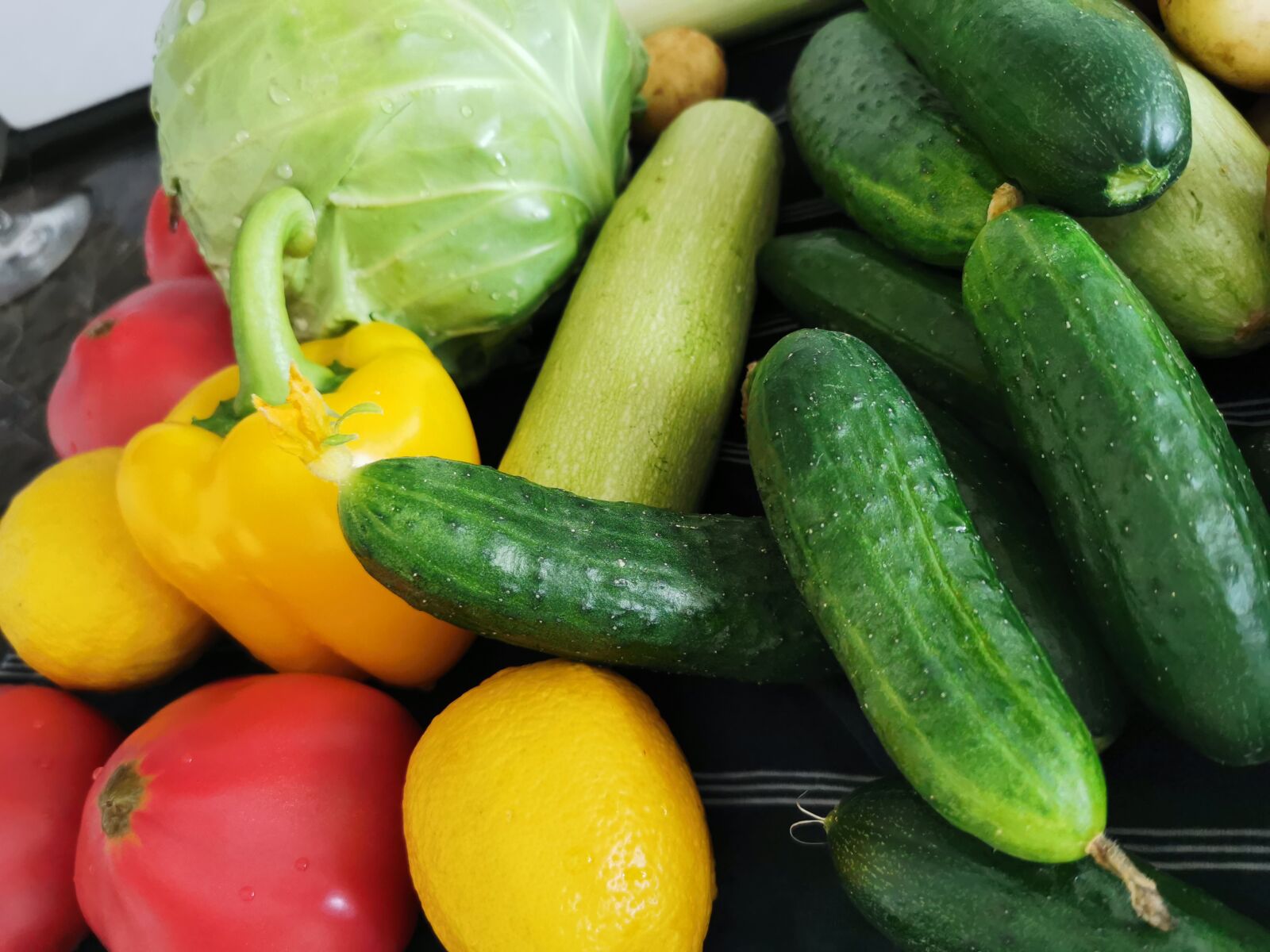 HUAWEI P30 Pro sample photo. Vegetables, cucumbers, tomatoes photography