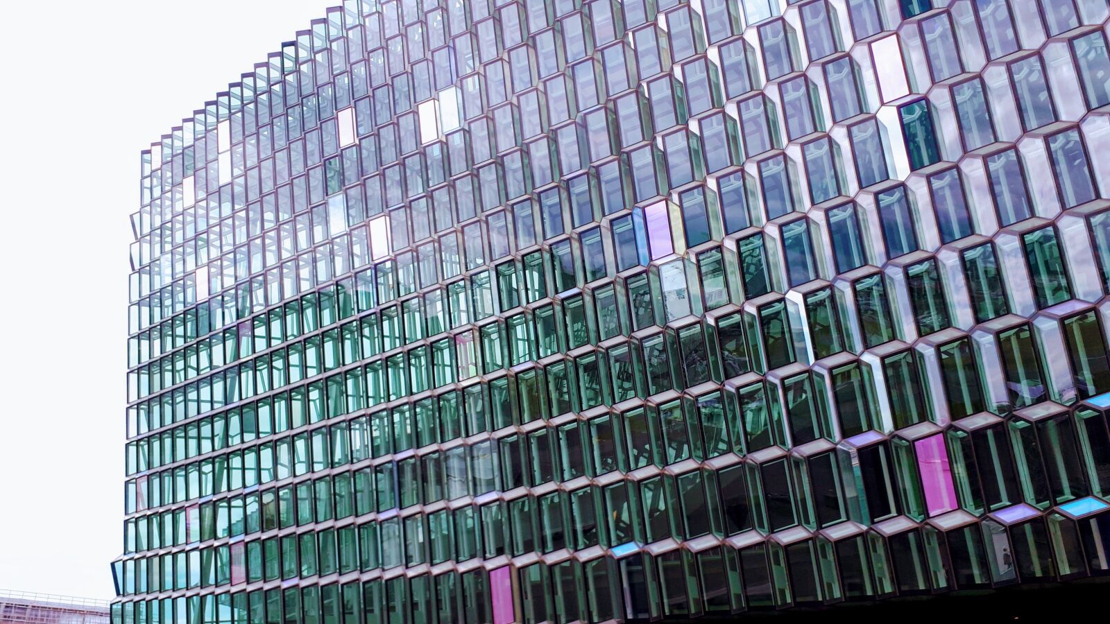 Samsung Galaxy A5(2017) sample photo. Iceland, concert hall, harpa photography