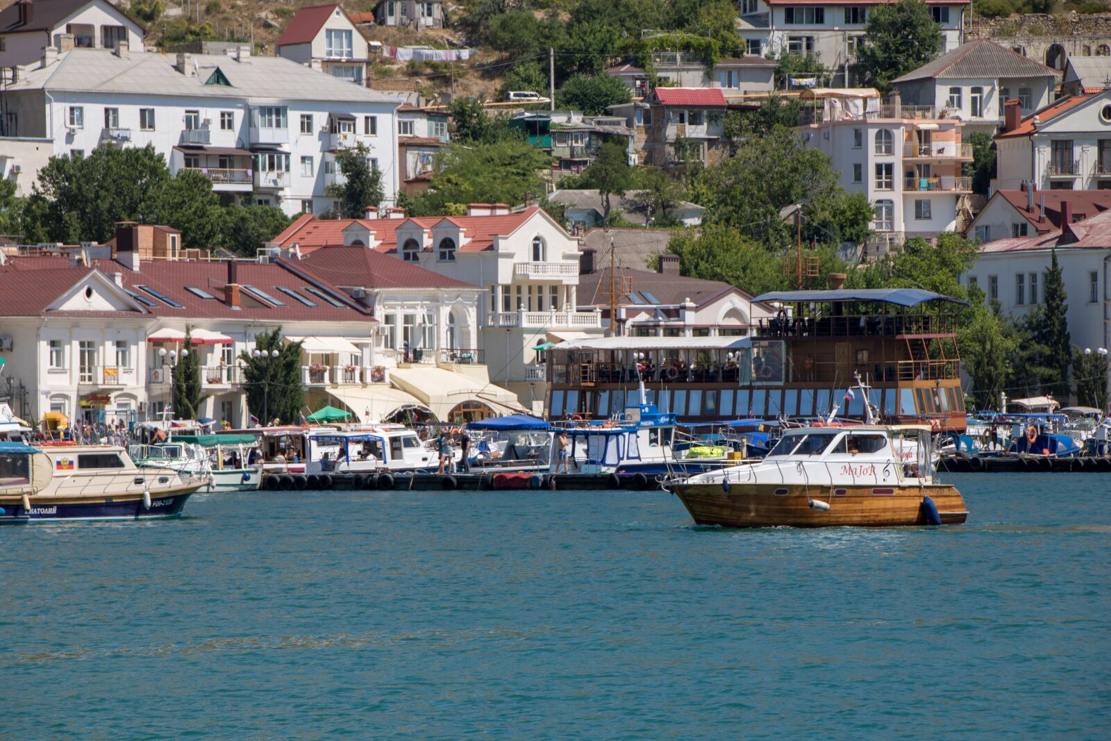 Canon EOS 750D (EOS Rebel T6i / EOS Kiss X8i) sample photo. Pier, sea, bay photography