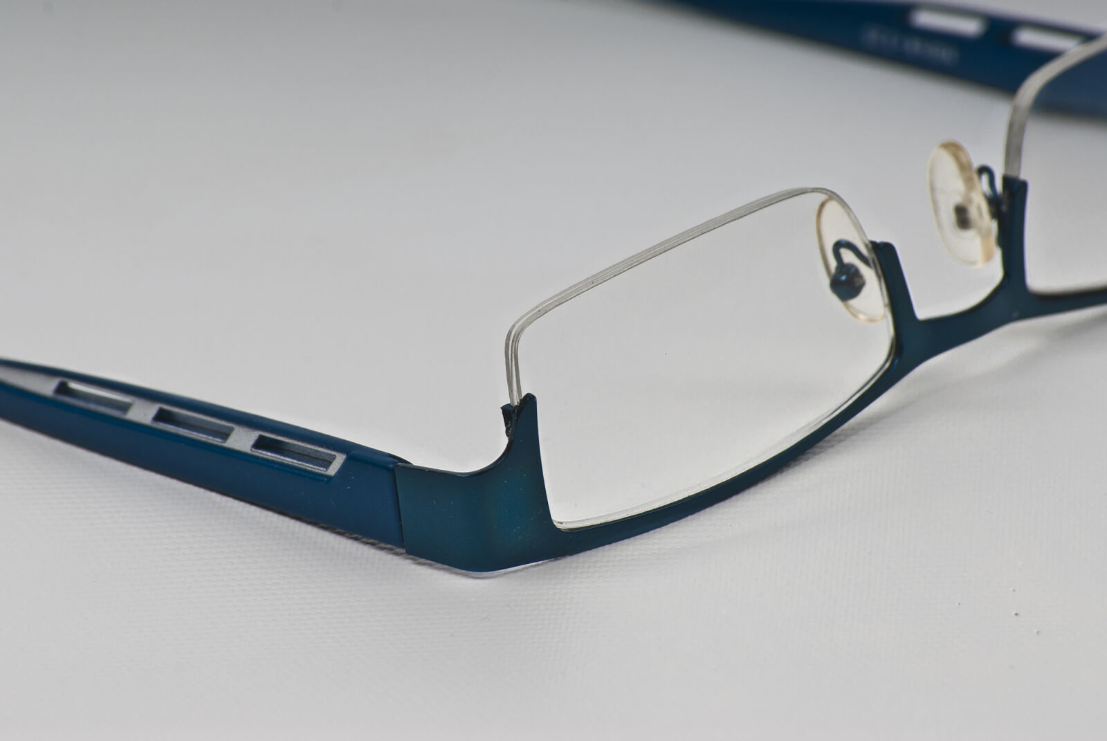 Nikon D200 sample photo. Glasses photography
