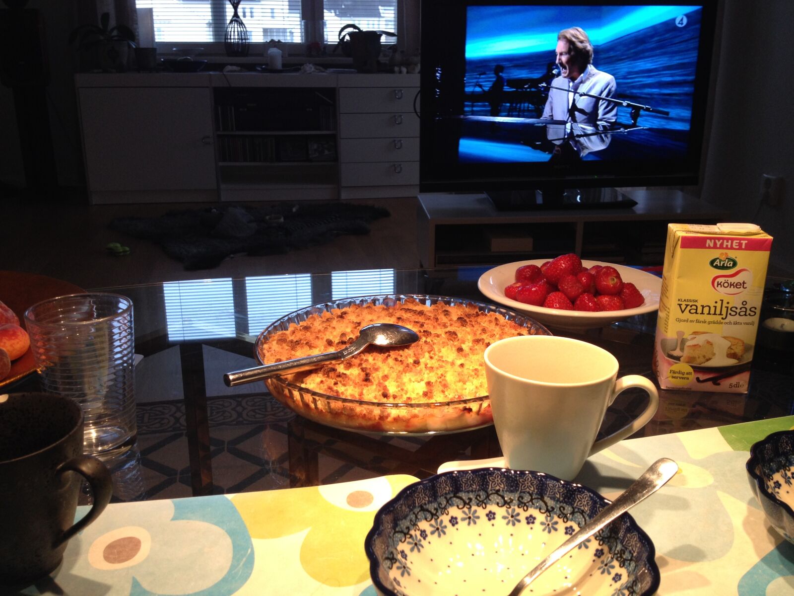 iPhone 4S back camera 4.28mm f/2.4 sample photo. Coffe, pie, strawberries, tv photography