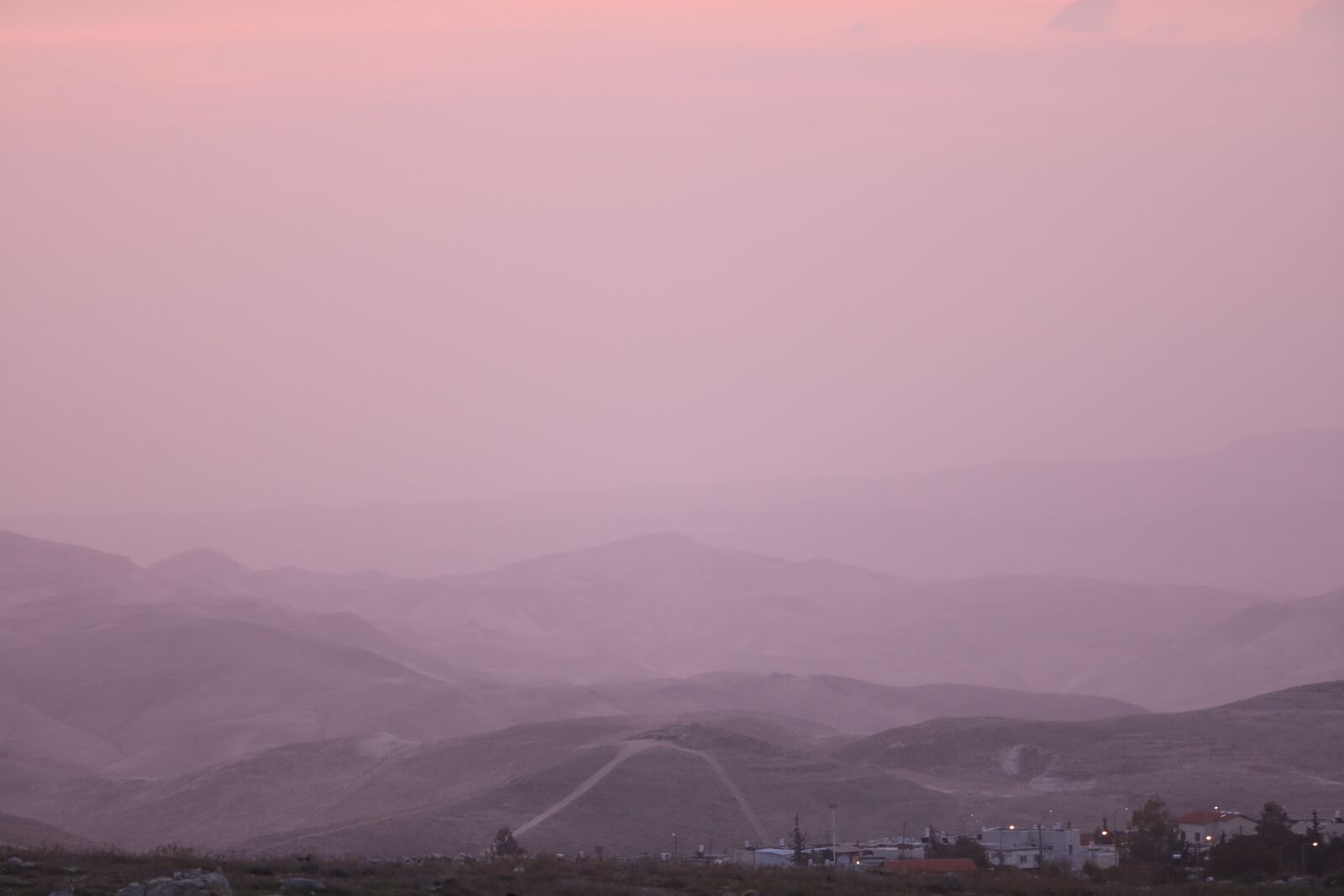 Canon EF 70-200mm F2.8L USM sample photo. Sunset, red, sky photography