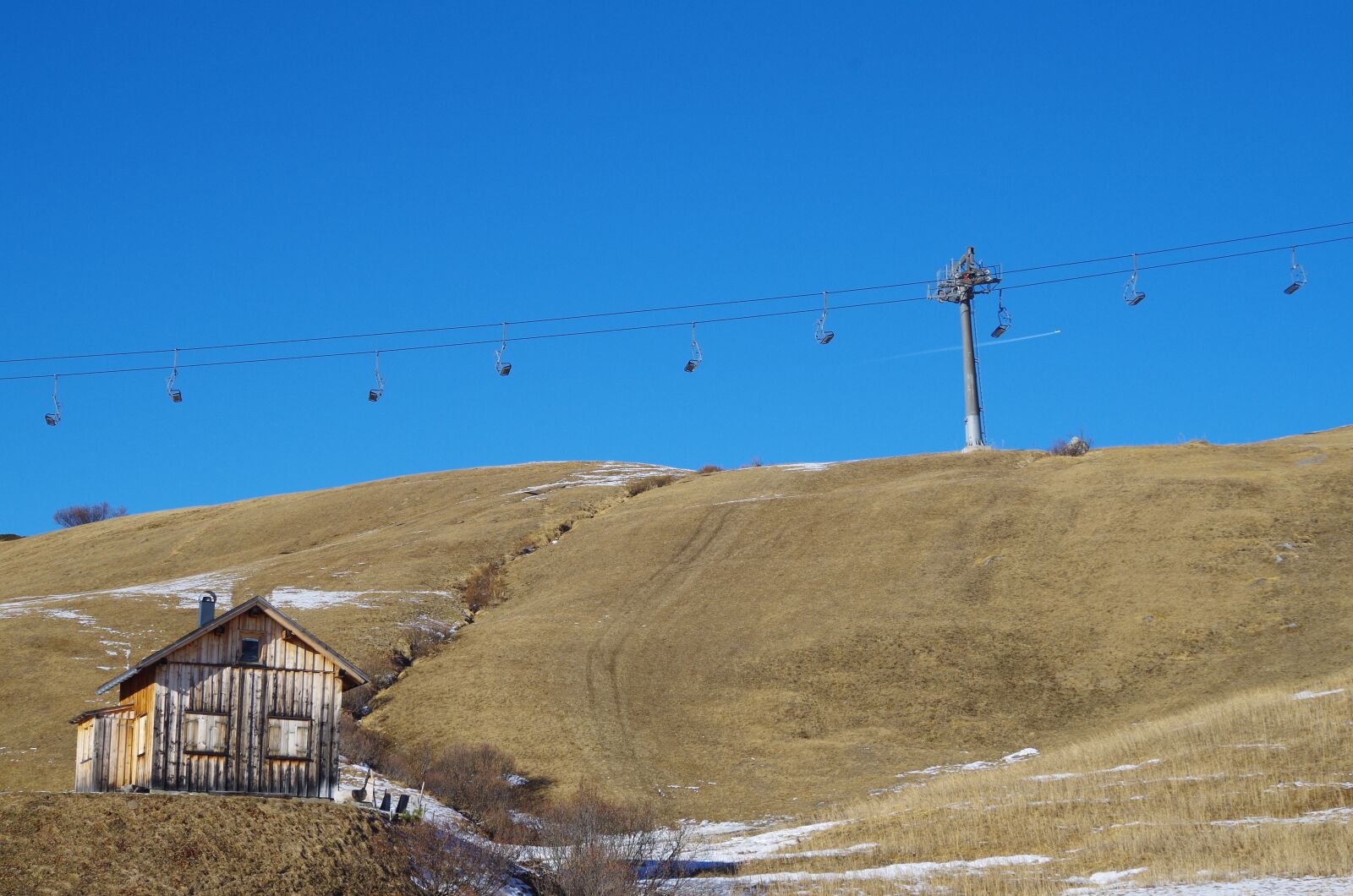 Pentax K-50 sample photo. Winter, lack of snow photography