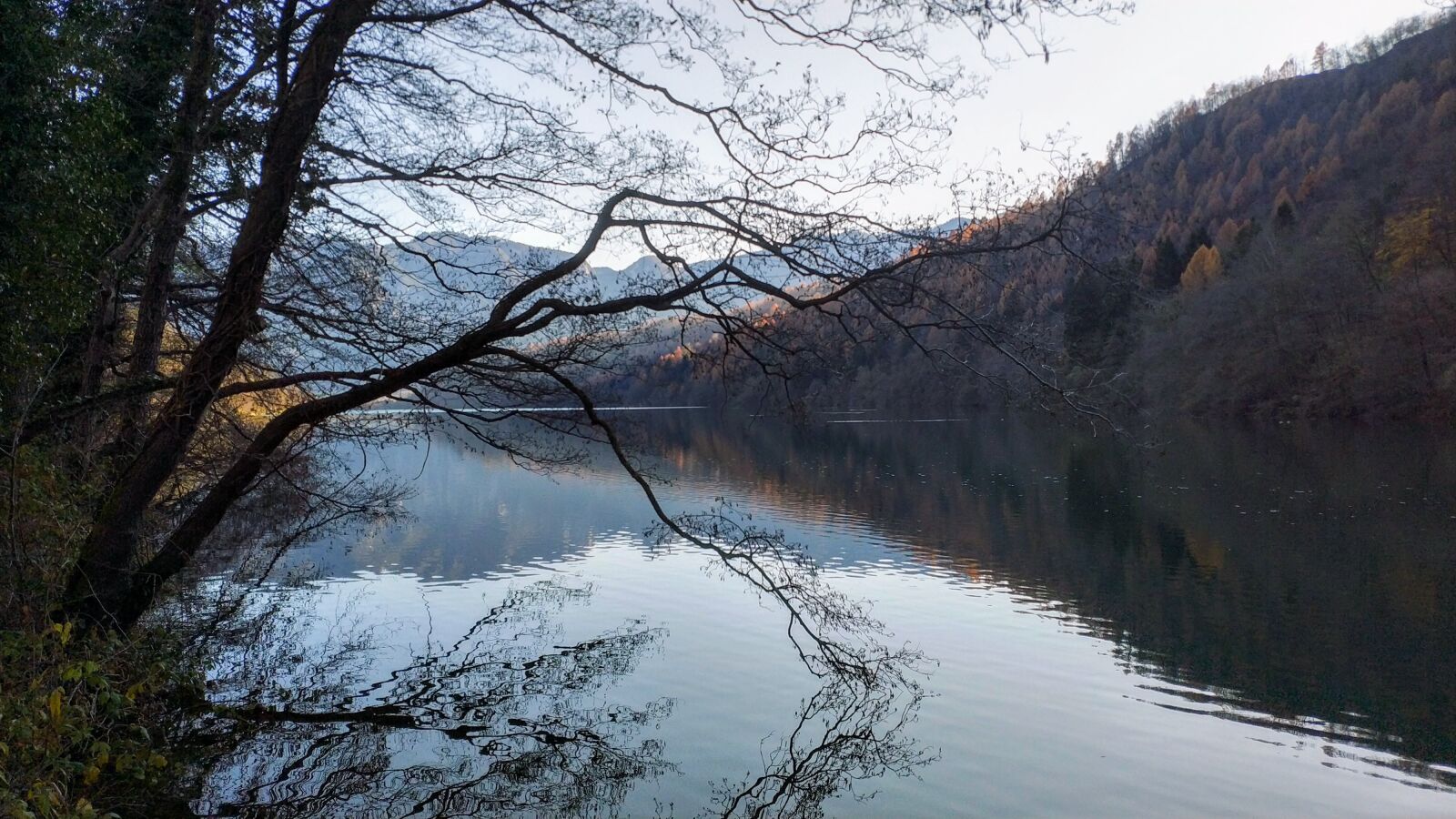 Xiaomi Mi MIX 2 sample photo. The lake of caldonazzo photography