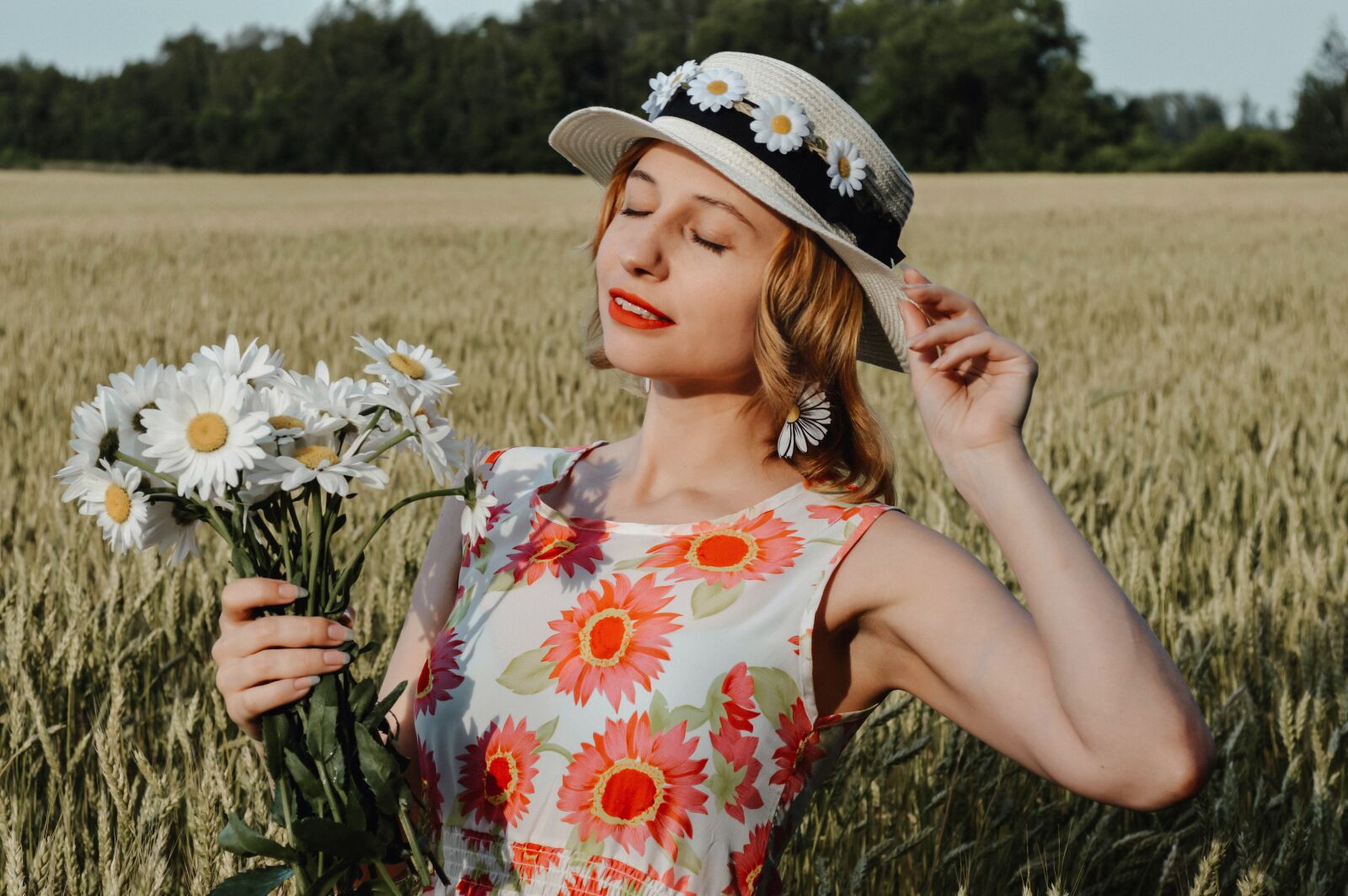 Nikon D3200 sample photo. Field, woman, wheat photography