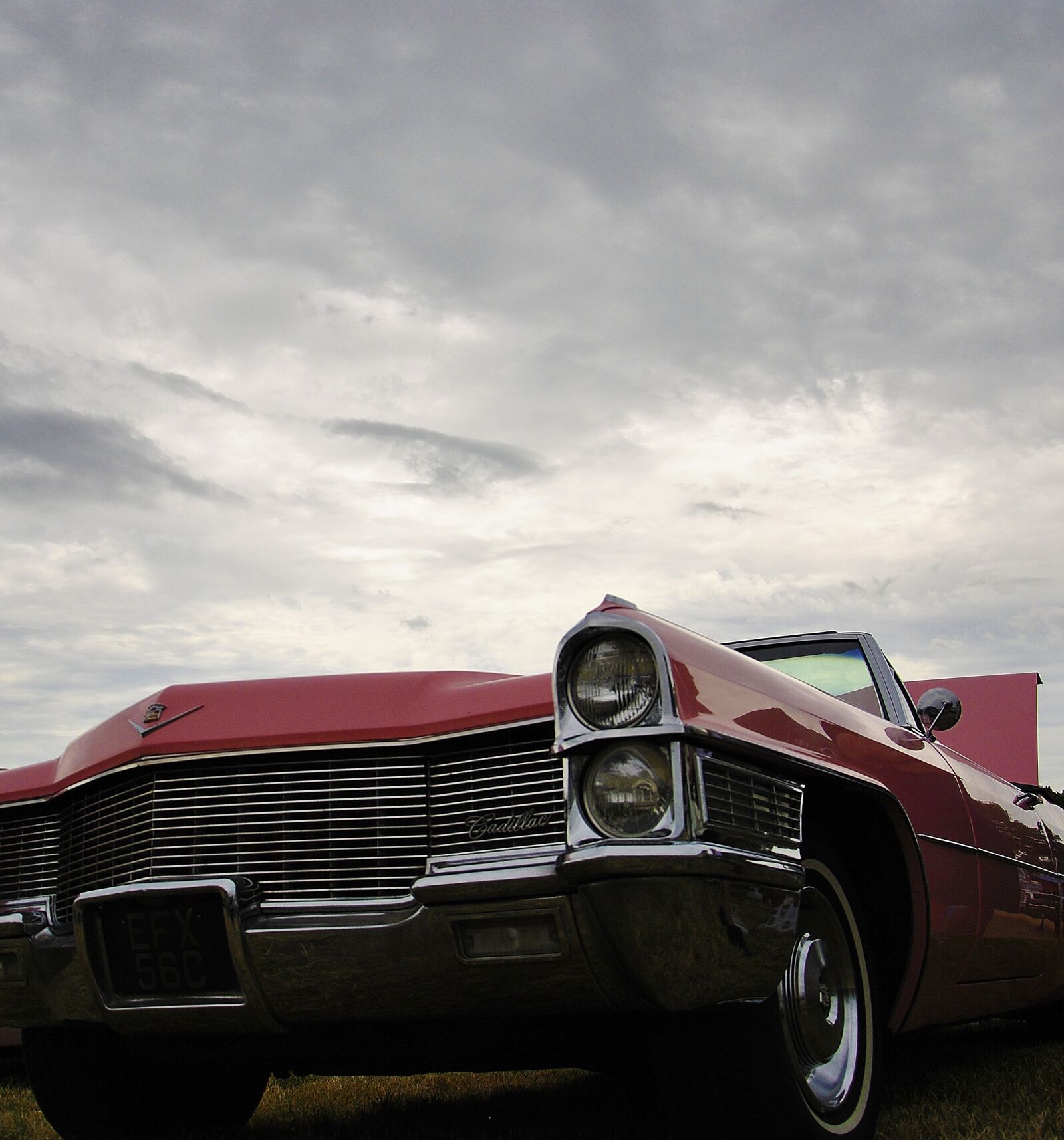 Nikon D3000 sample photo. Classic car, vintage, classic photography