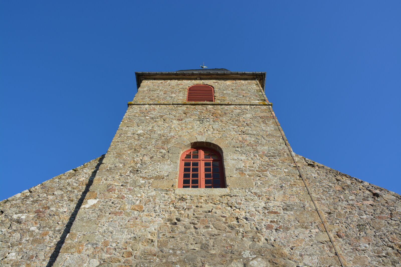 Nikon D5200 sample photo. Church, monuments stones, heritage photography