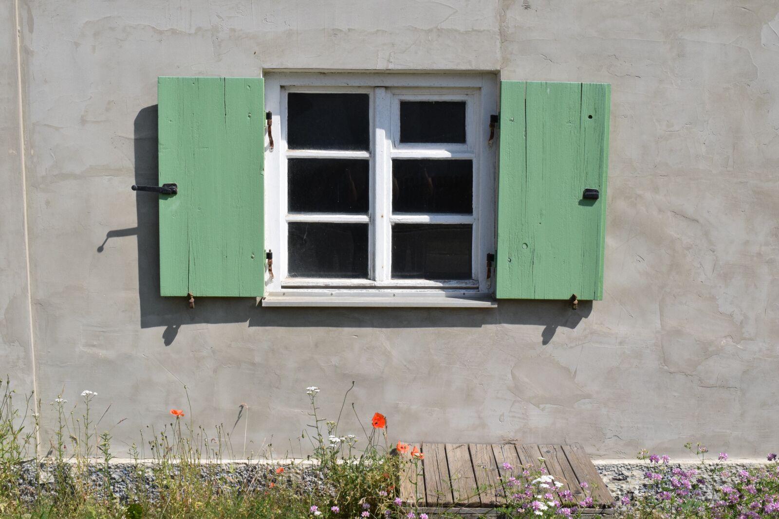 Nikon D3300 sample photo. Window, facade, old window photography