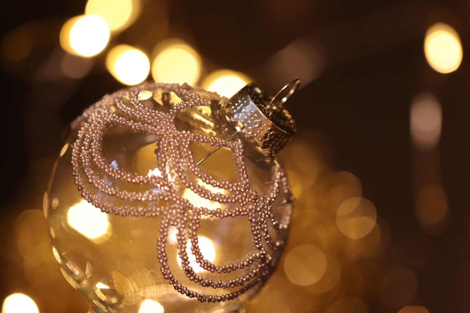 Canon EOS 800D (EOS Rebel T7i / EOS Kiss X9i) sample photo. Christmas ornaments, christbaumkugeln, christmas photography