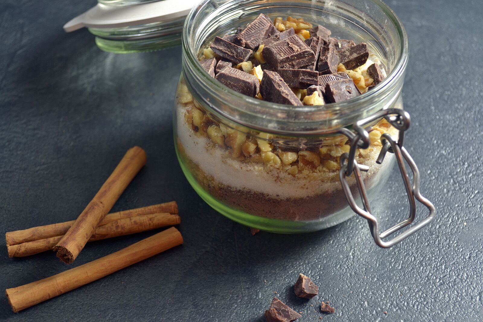 Nikon D3100 sample photo. Cake, manson jar, cookie photography