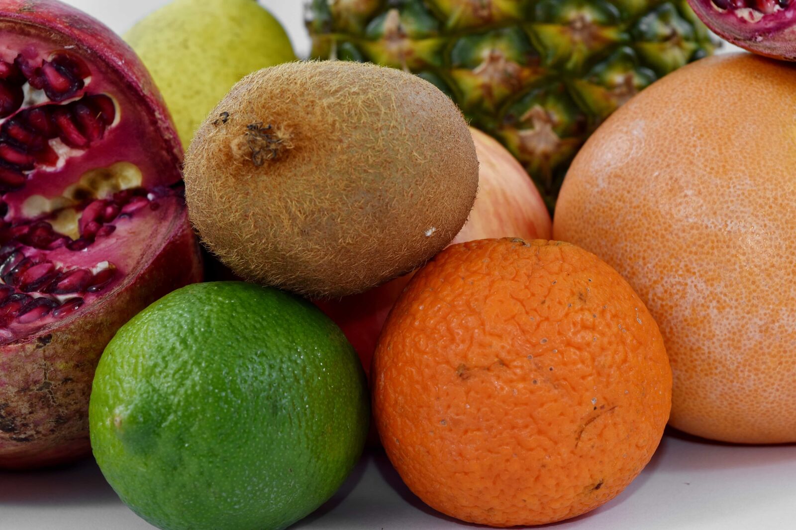 Nikon D5500 sample photo. Exotic, grapefruit, pineapple, pomegranate photography