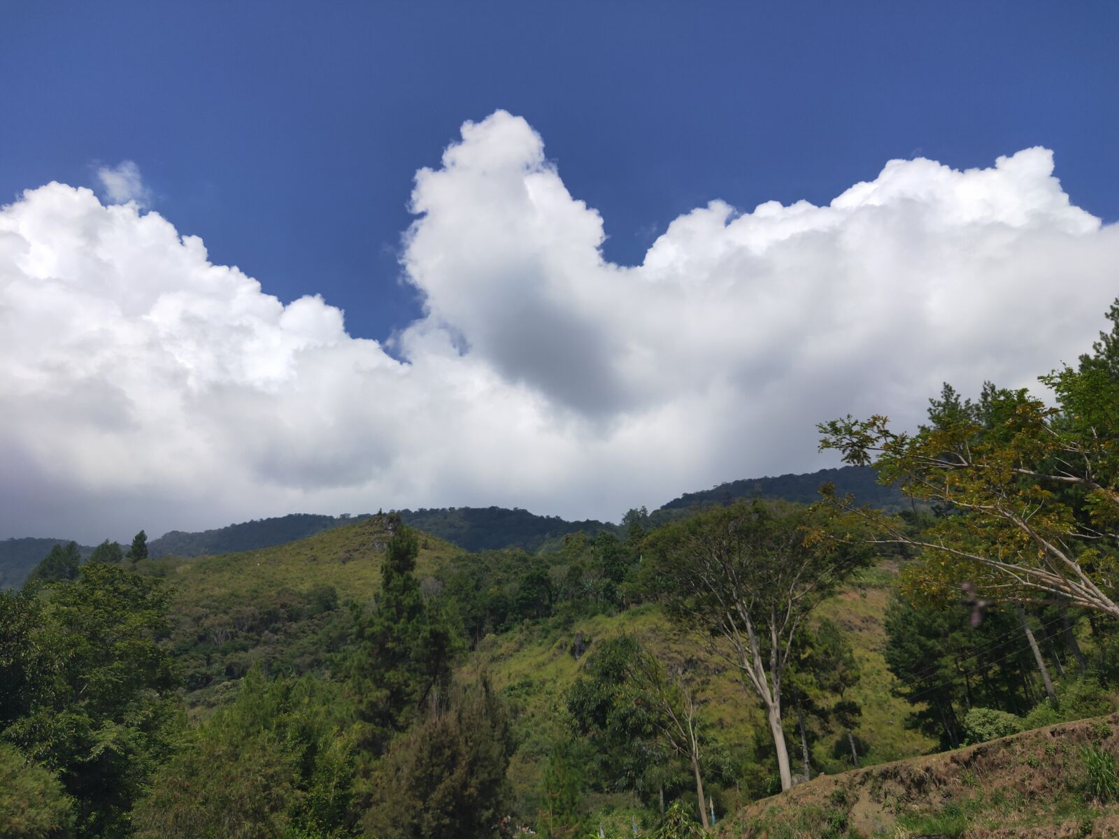 OPPO K3 sample photo. Nature, cloud, highlands photography