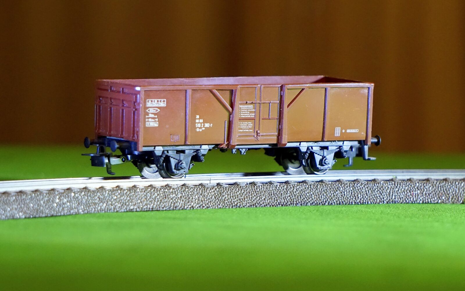 Sony a6000 sample photo. Wagon, train, goods photography