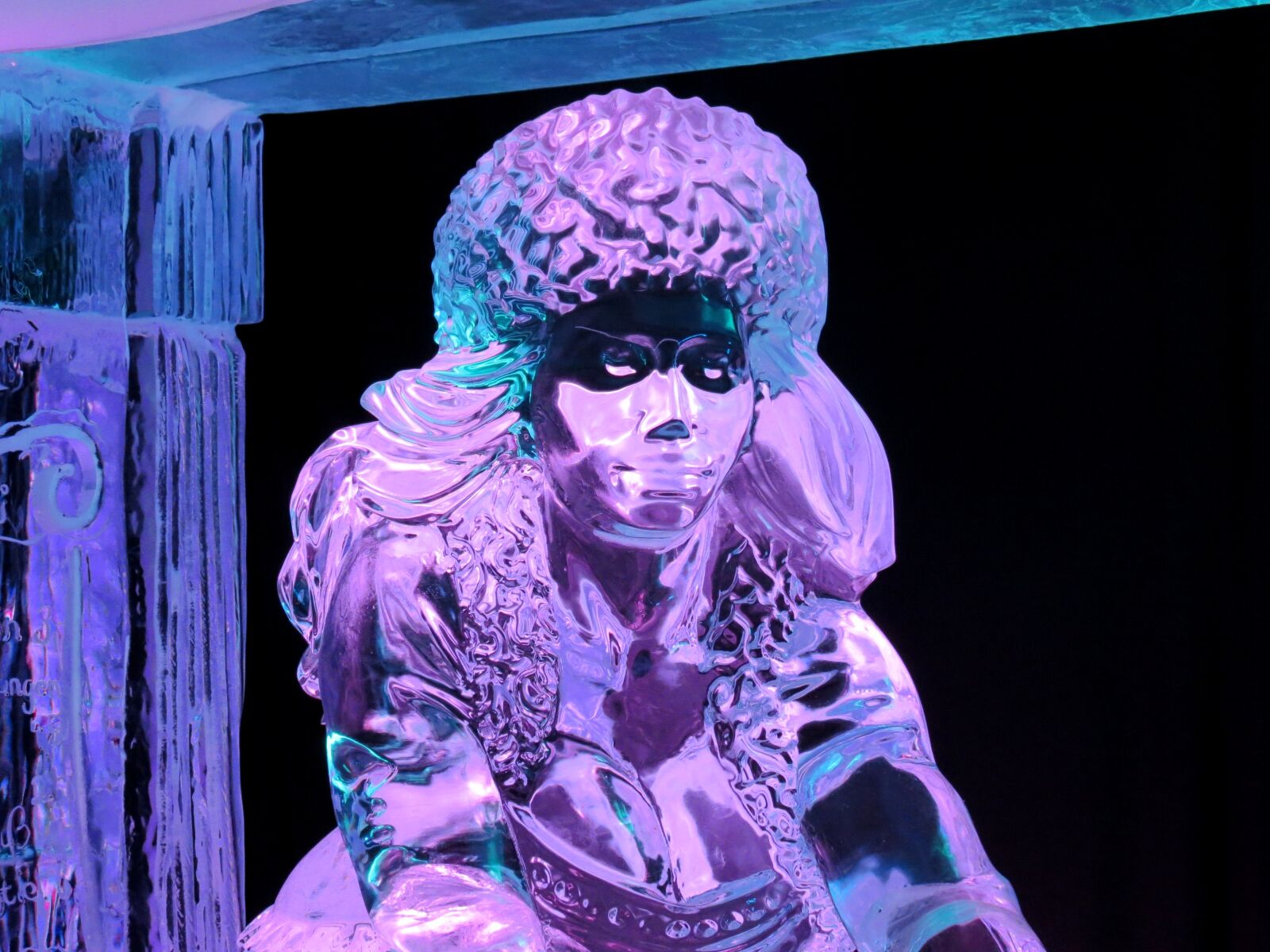 Canon PowerShot SX40 HS sample photo. Ice, face, sculpture photography