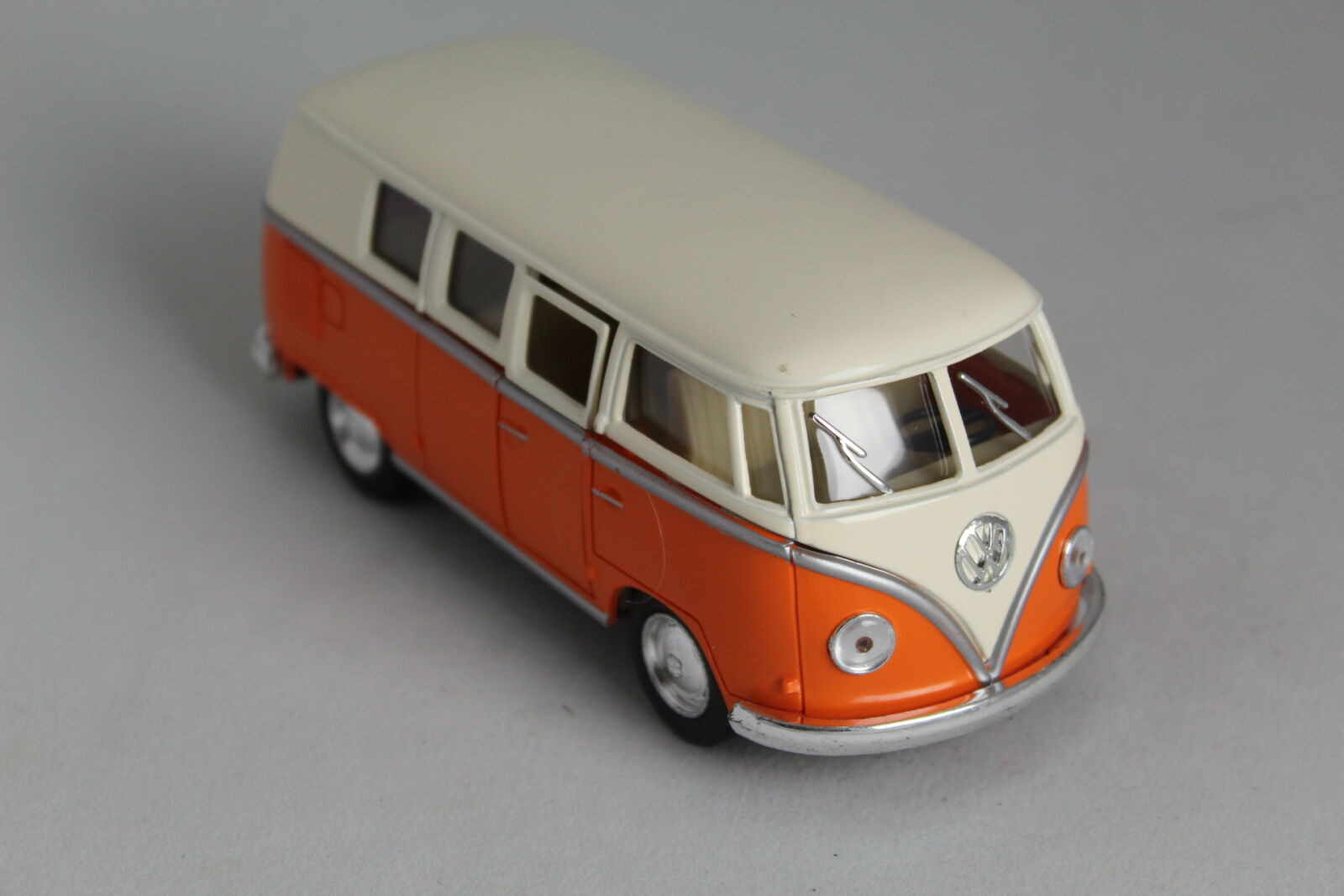 Canon EOS 600D (Rebel EOS T3i / EOS Kiss X5) sample photo. Vw, small photography