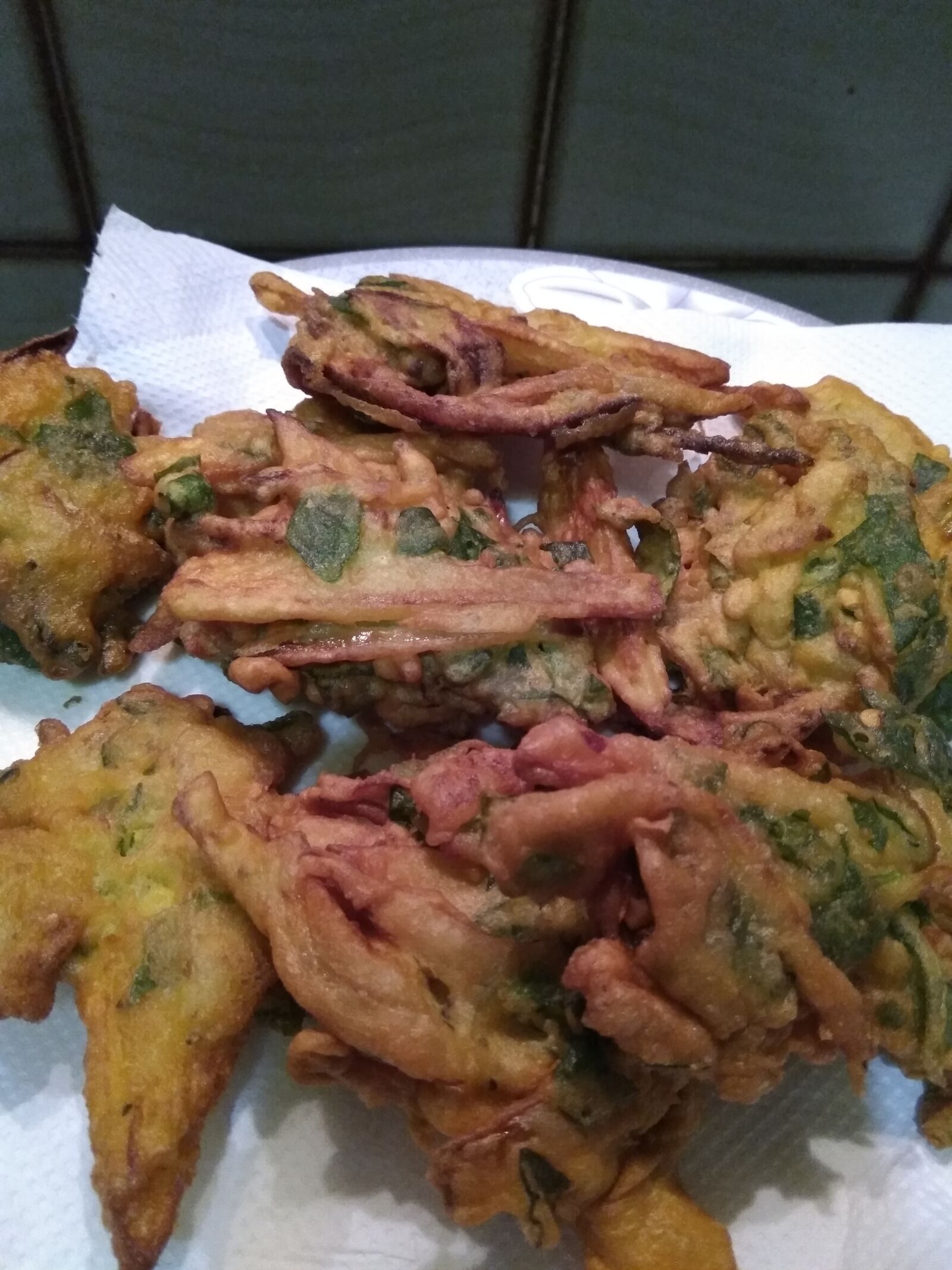 HMD Global Nokia 6 sample photo. Pakoras, iftar, iftari photography