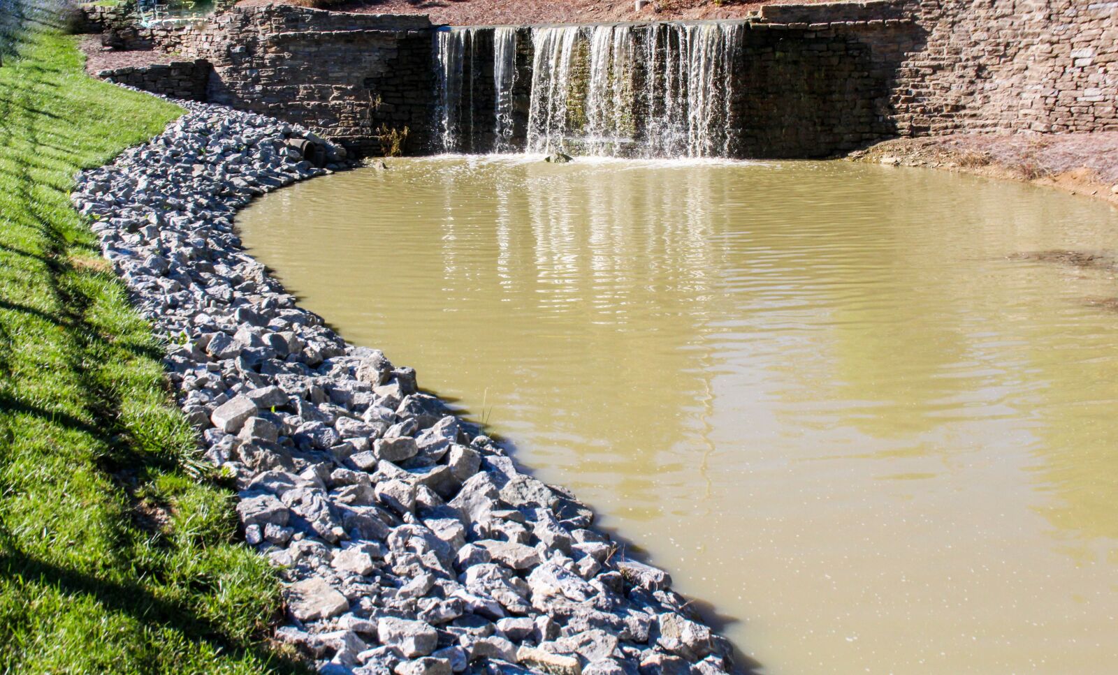 Canon EOS 700D (EOS Rebel T5i / EOS Kiss X7i) sample photo. Water, nature, river photography