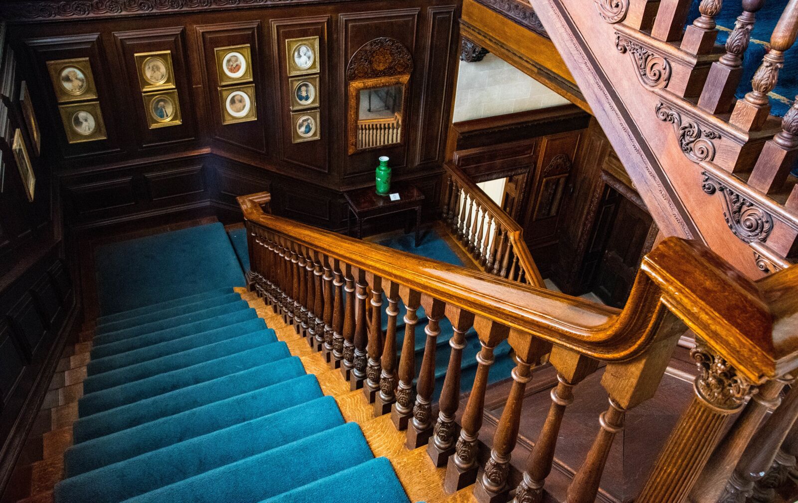 Nikon D750 sample photo. Staircase, mansion, luxury photography