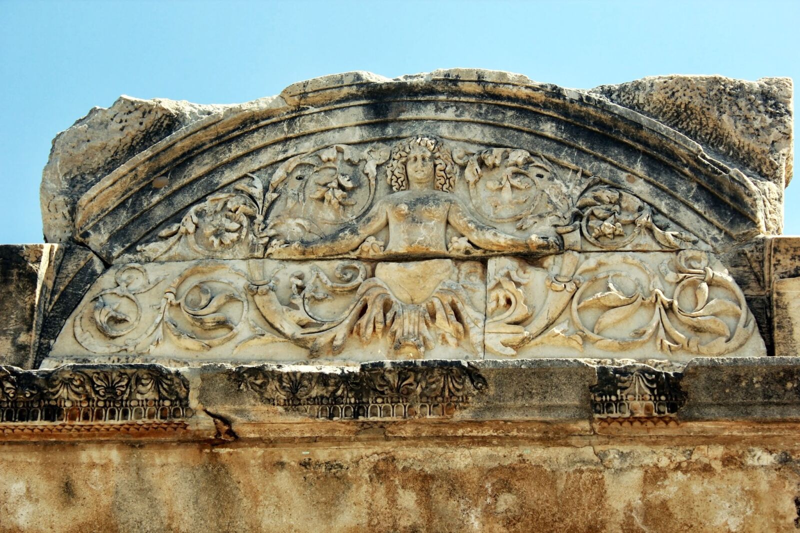 Canon EOS 550D (EOS Rebel T2i / EOS Kiss X4) sample photo. Monument, antiquities, historical works photography