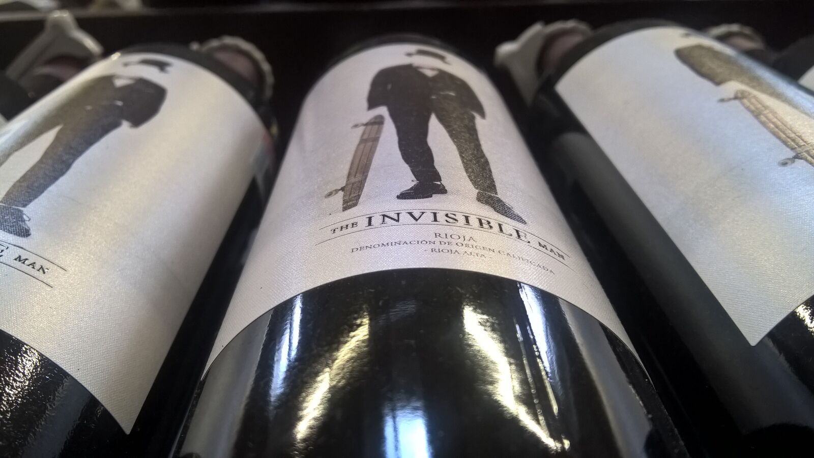 Microsoft Lumia 640 XL sample photo. Bottle of wine, wine photography