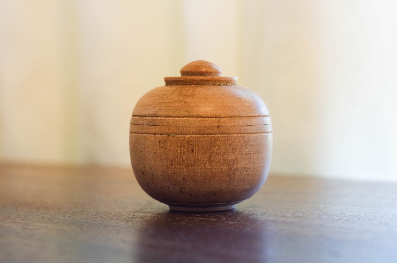 Canon EOS 750D (EOS Rebel T6i / EOS Kiss X8i) sample photo. Relics, casket, sandle wood photography