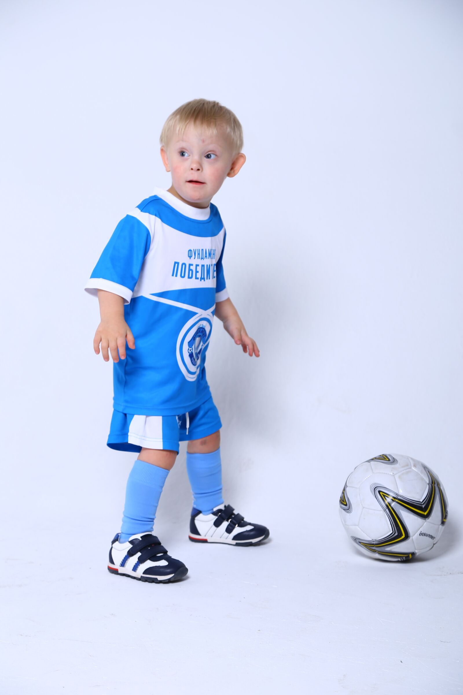 Canon EOS 6D + Canon EF 24-105mm F4L IS USM sample photo. Kids, baby, sports photography