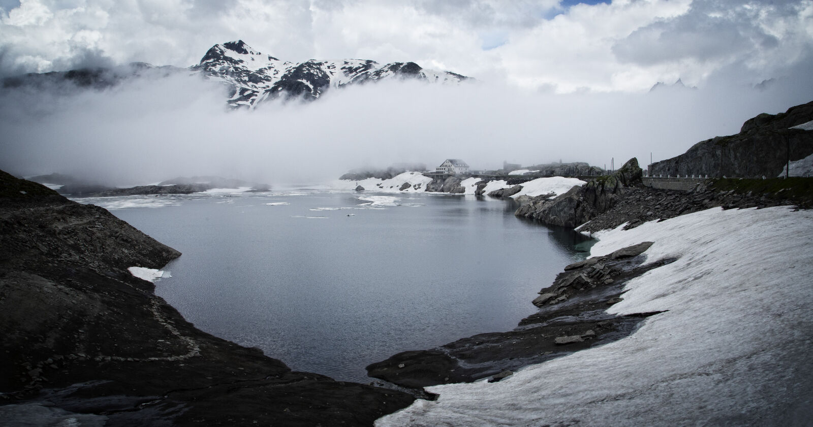 Canon EF 24-105mm F4L IS USM sample photo. Snow, winter, lake, mountains photography