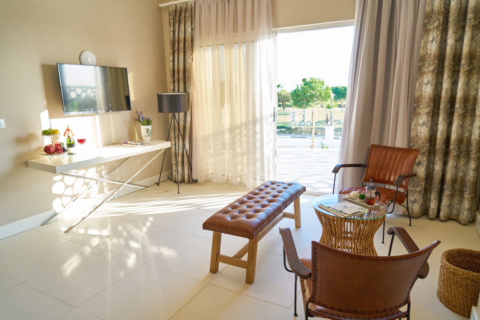 Sony a7R II sample photo. Room, home, hotel photography
