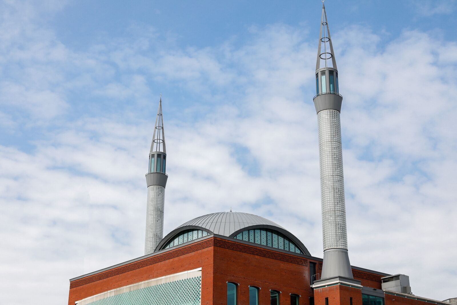 Canon EOS 5D Mark IV + Canon EF 24-70mm F2.8L II USM sample photo. Mosque, religion, architecture photography