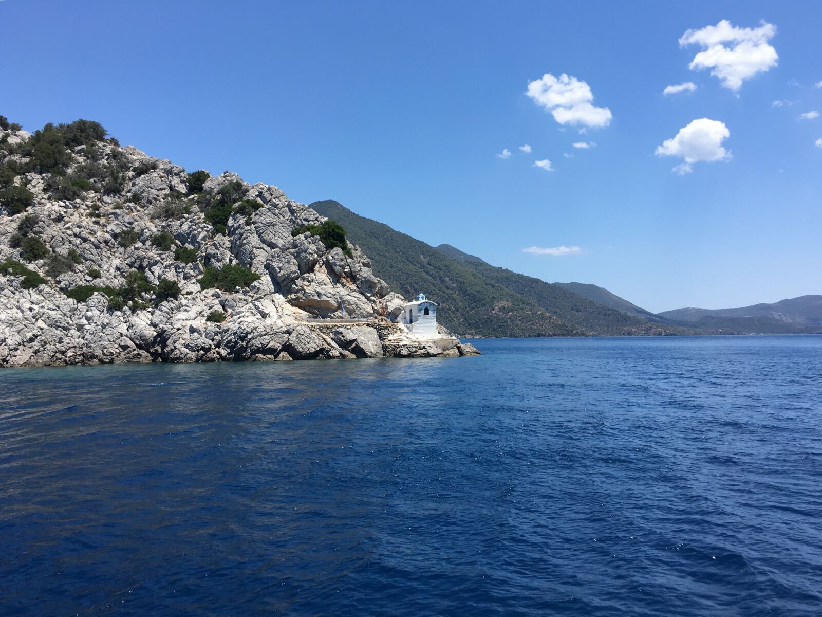 Apple iPhone 6s Plus sample photo. Greece, sea, chapel photography