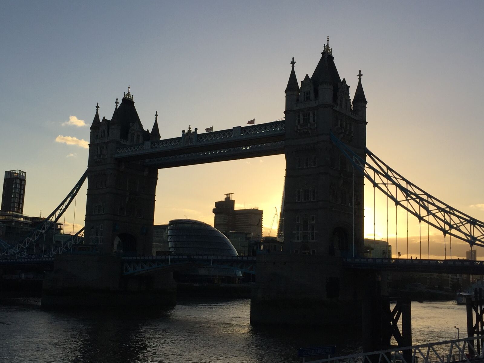 Apple iPhone 6 sample photo. London, river thames, westminster photography
