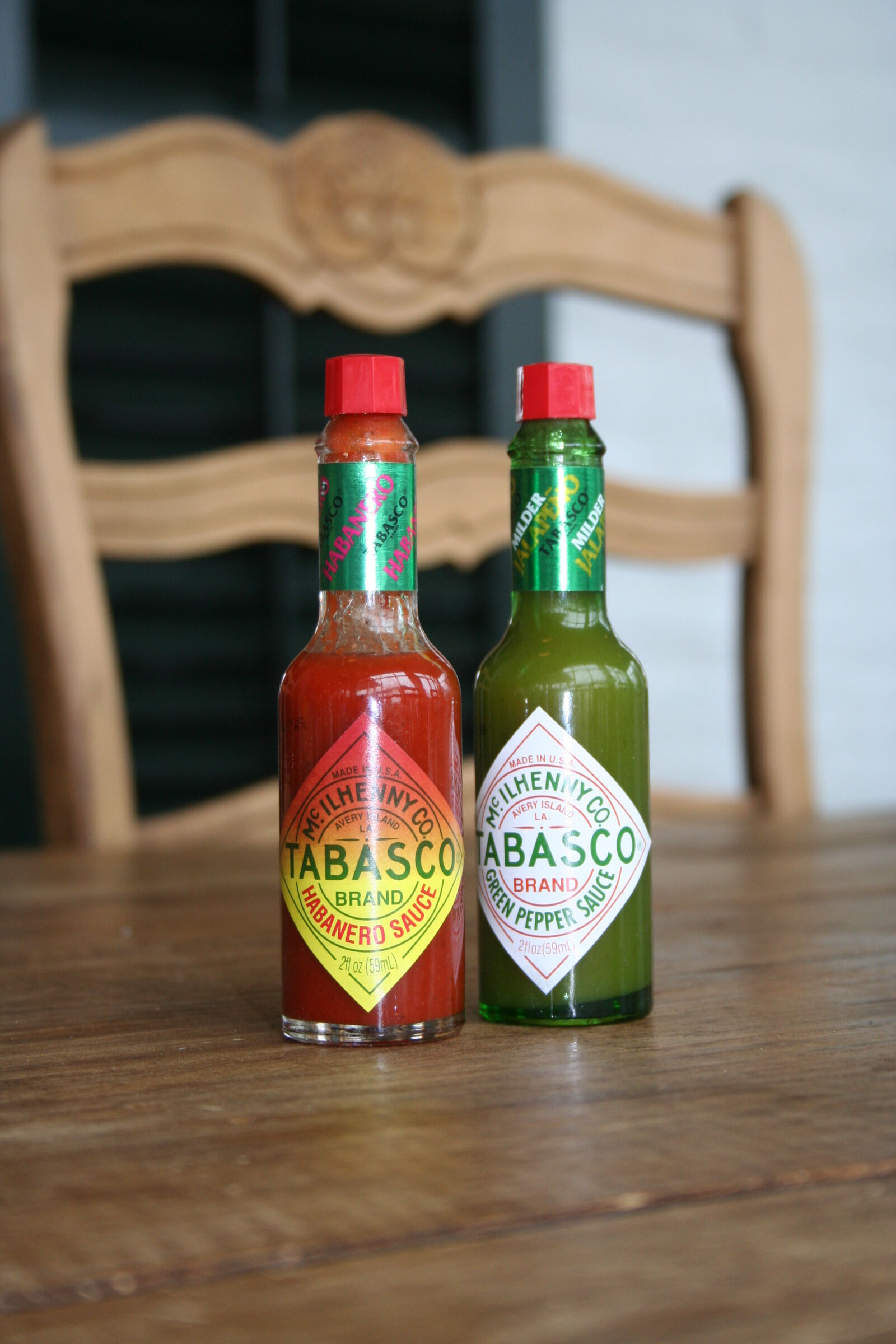 Canon EOS 350D (EOS Digital Rebel XT / EOS Kiss Digital N) sample photo. Hot, sauce, tabasco photography