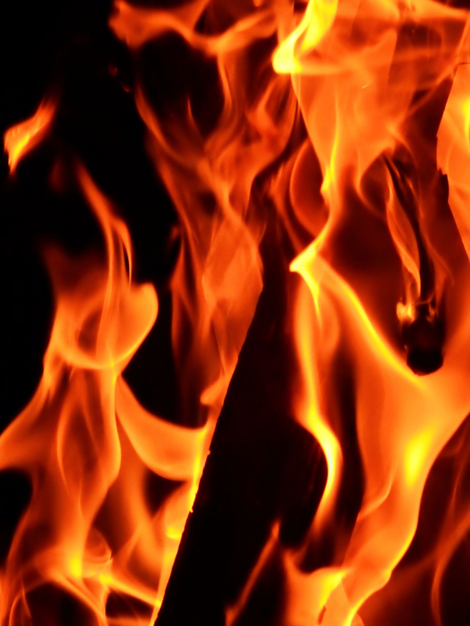 Nikon Coolpix P900 sample photo. Fire, flame, burn photography