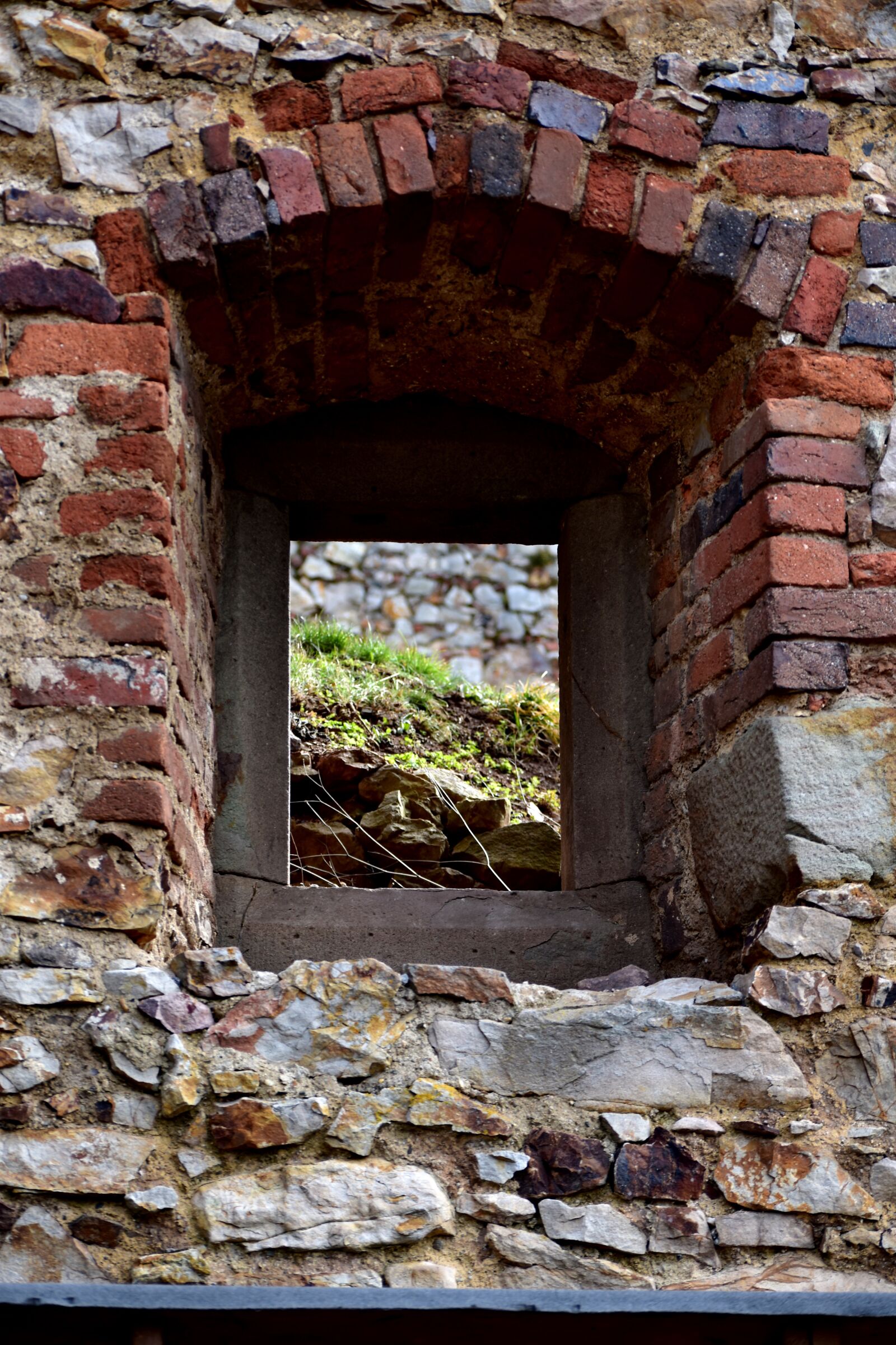 Nikon D5500 sample photo. Window, view, historical photography