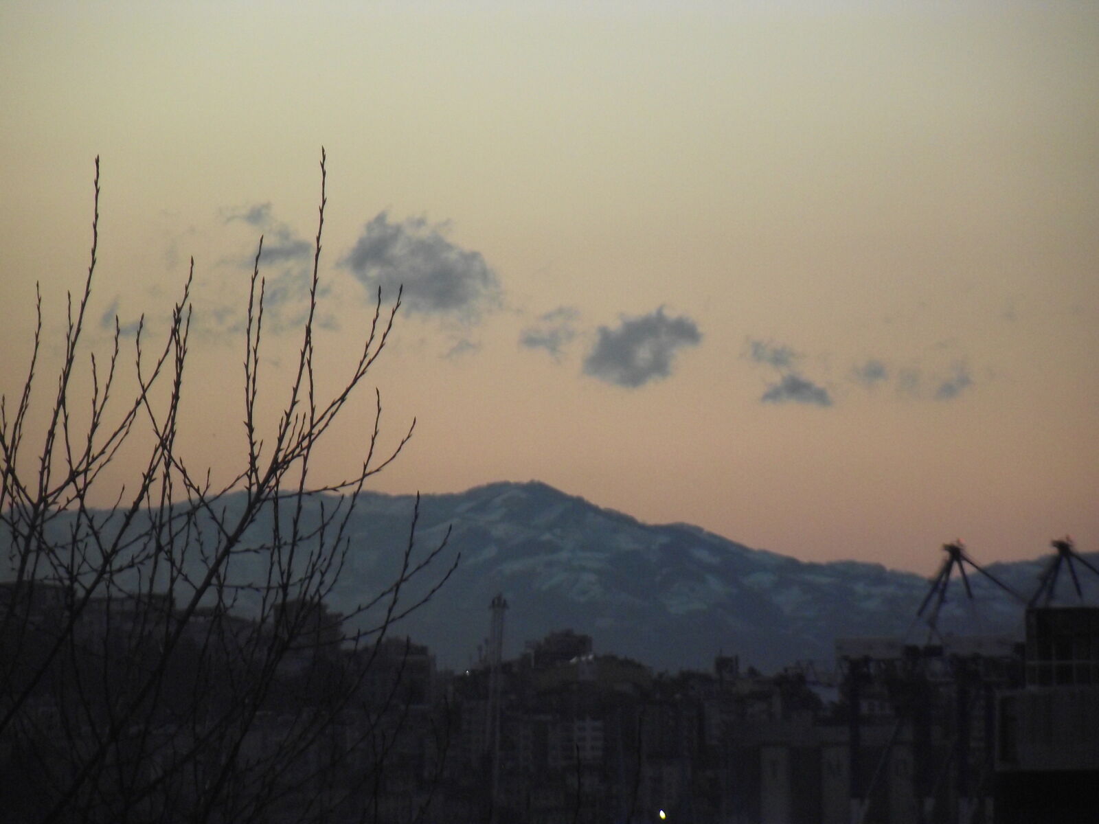 FujiFilm FinePix S1600 (FinePix S1770) sample photo