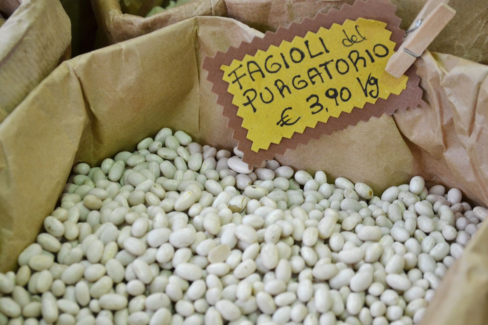 Nikon D3100 sample photo. Beans, purgatory, legumes photography