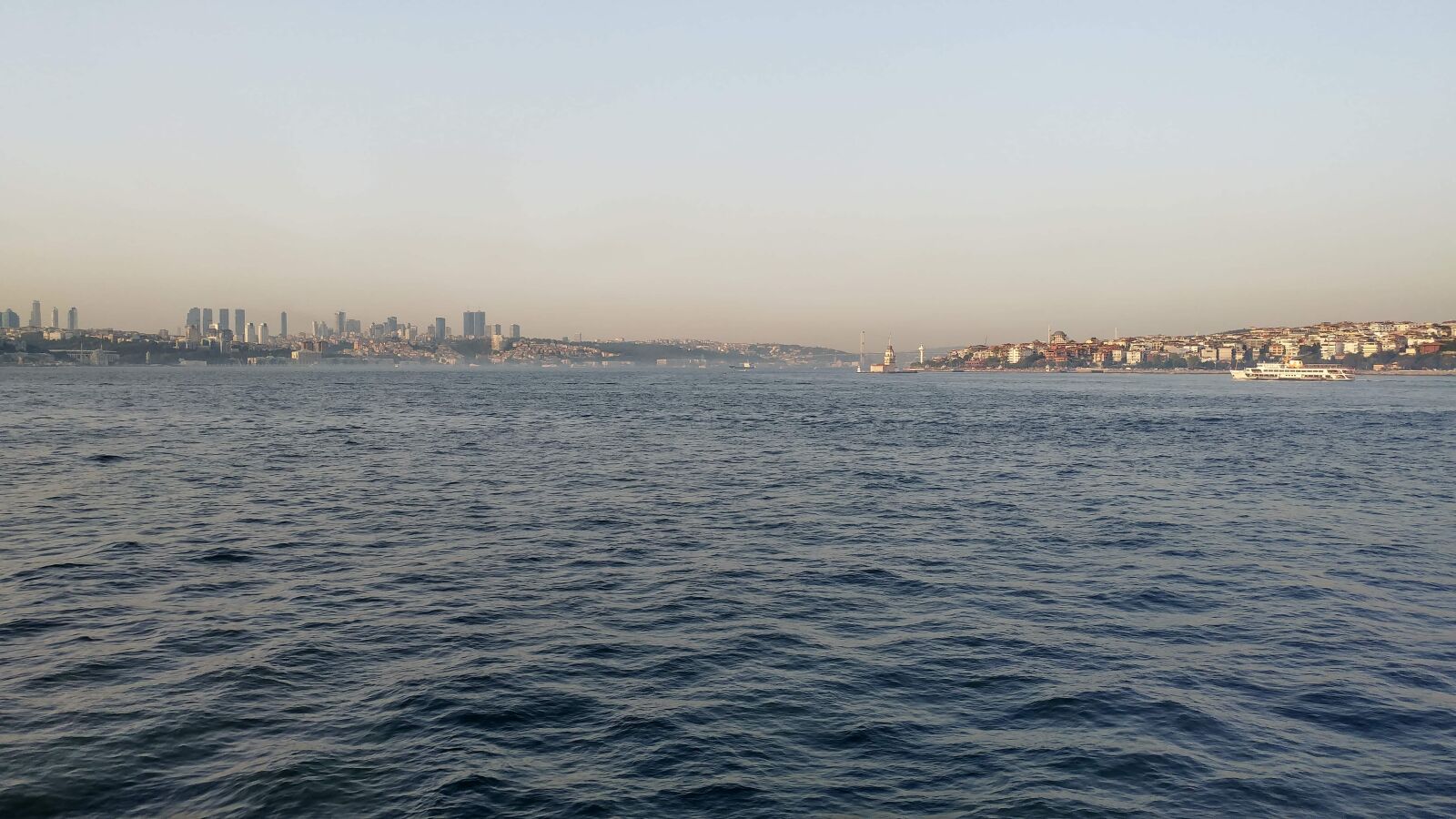 LG G5 sample photo. Ocean, watercraft, city, town photography