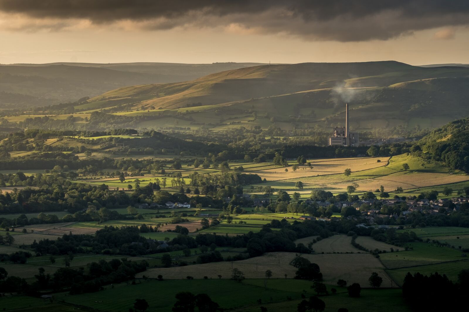 Fujifilm X-T2 + Fujifilm XF 55-200mm F3.5-4.8 R LM OIS sample photo. Hope valley, cement works photography