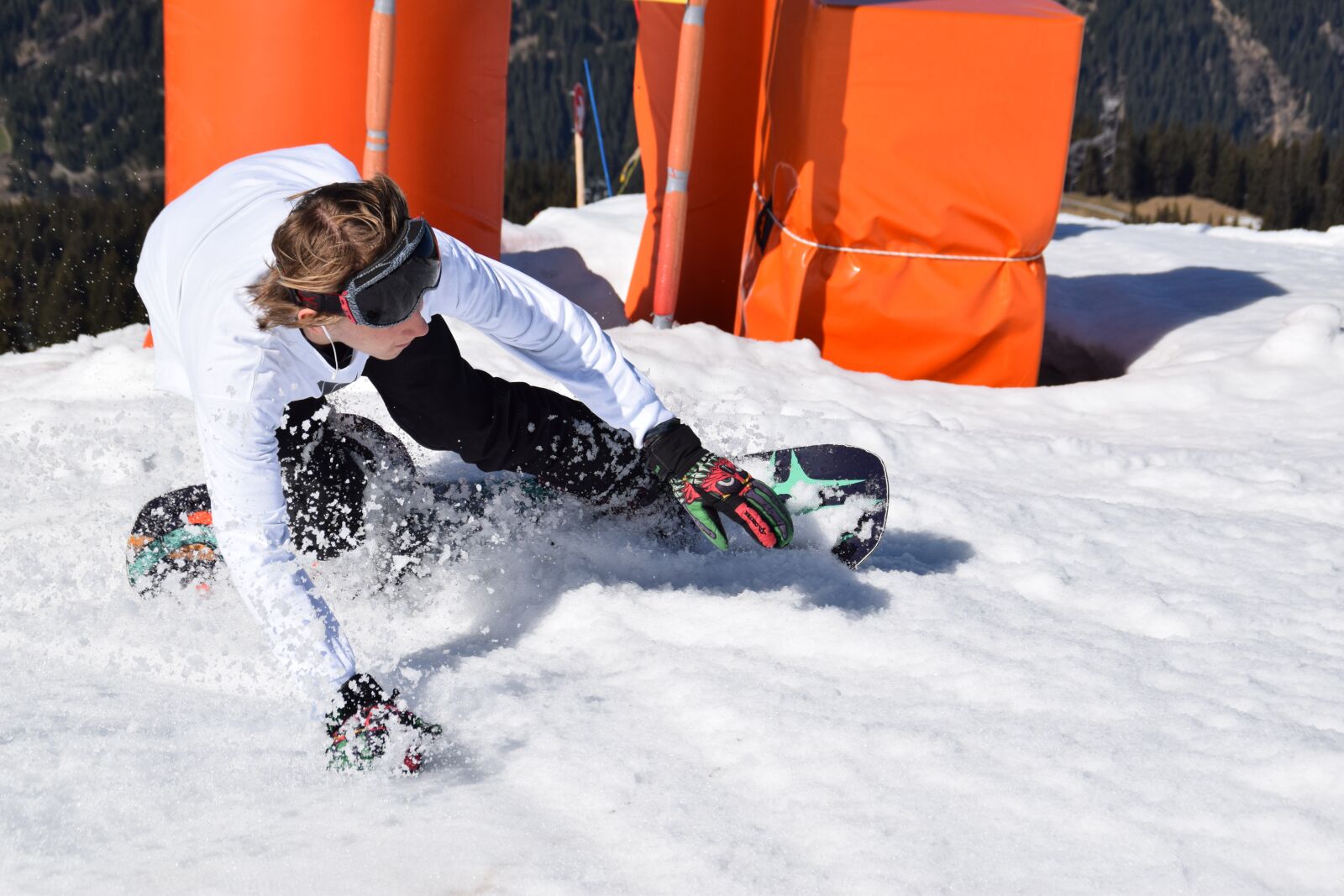 Nikon D3300 sample photo. Snowboarding, curve, mountain photography
