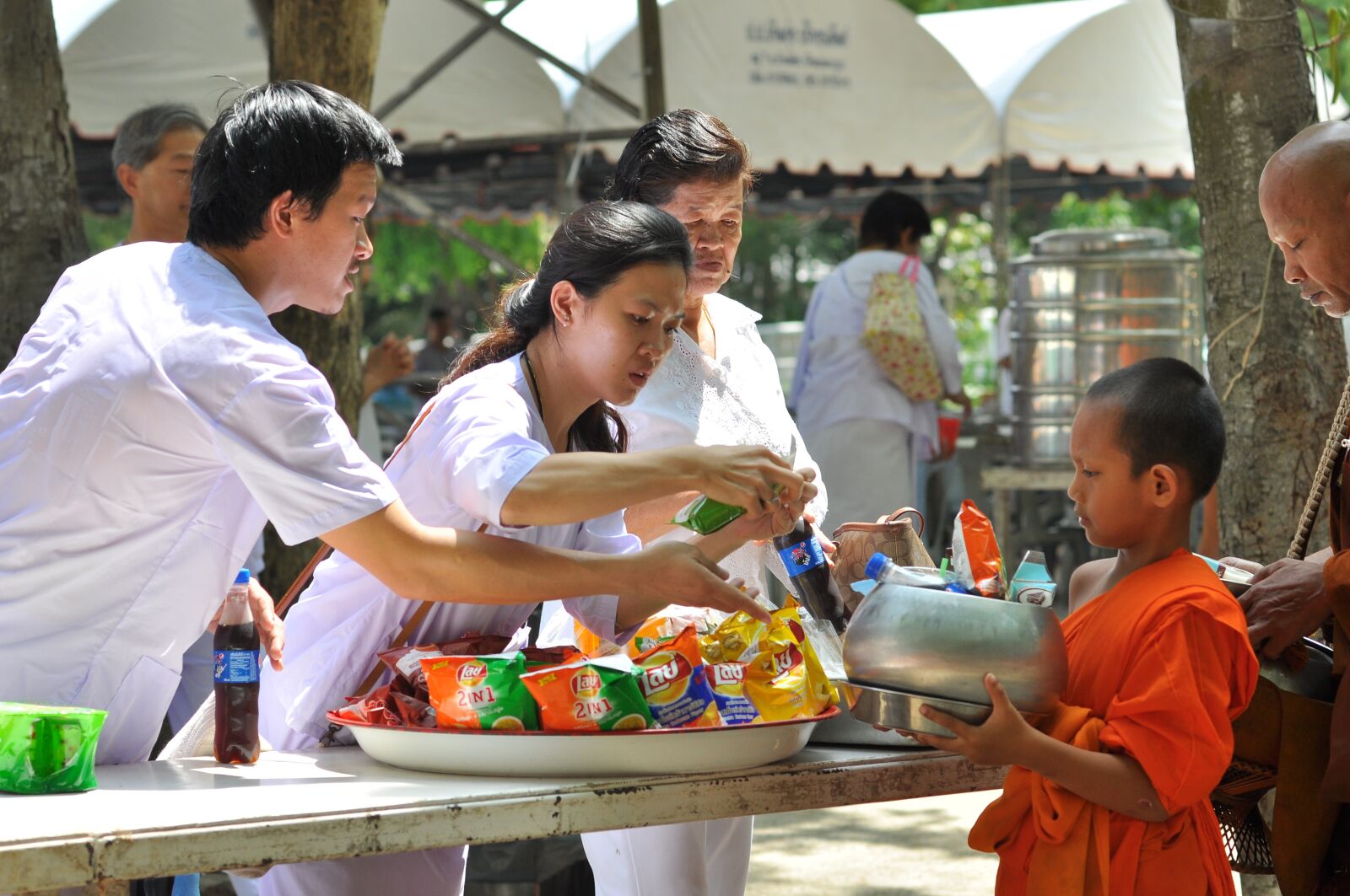Nikon D90 sample photo. Buddhism, the english, buddhists photography