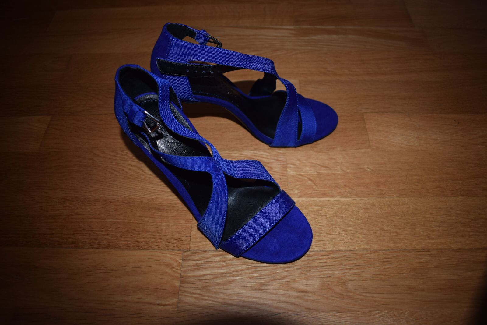 Nikon D3300 sample photo. Clothing, footwear, fashion photography