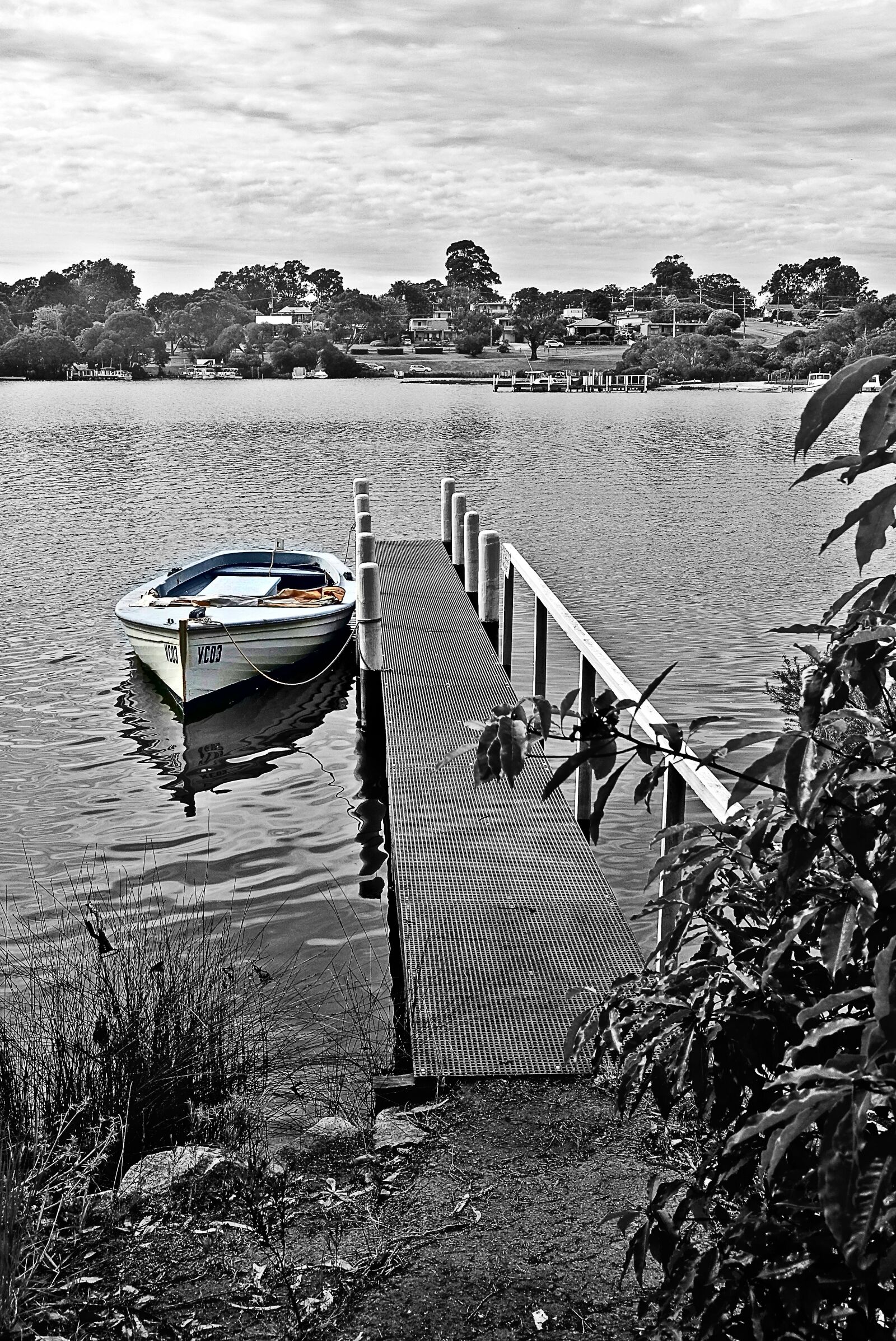 Sony Cyber-shot DSC-RX100 III sample photo. Boat, pier, mooring photography